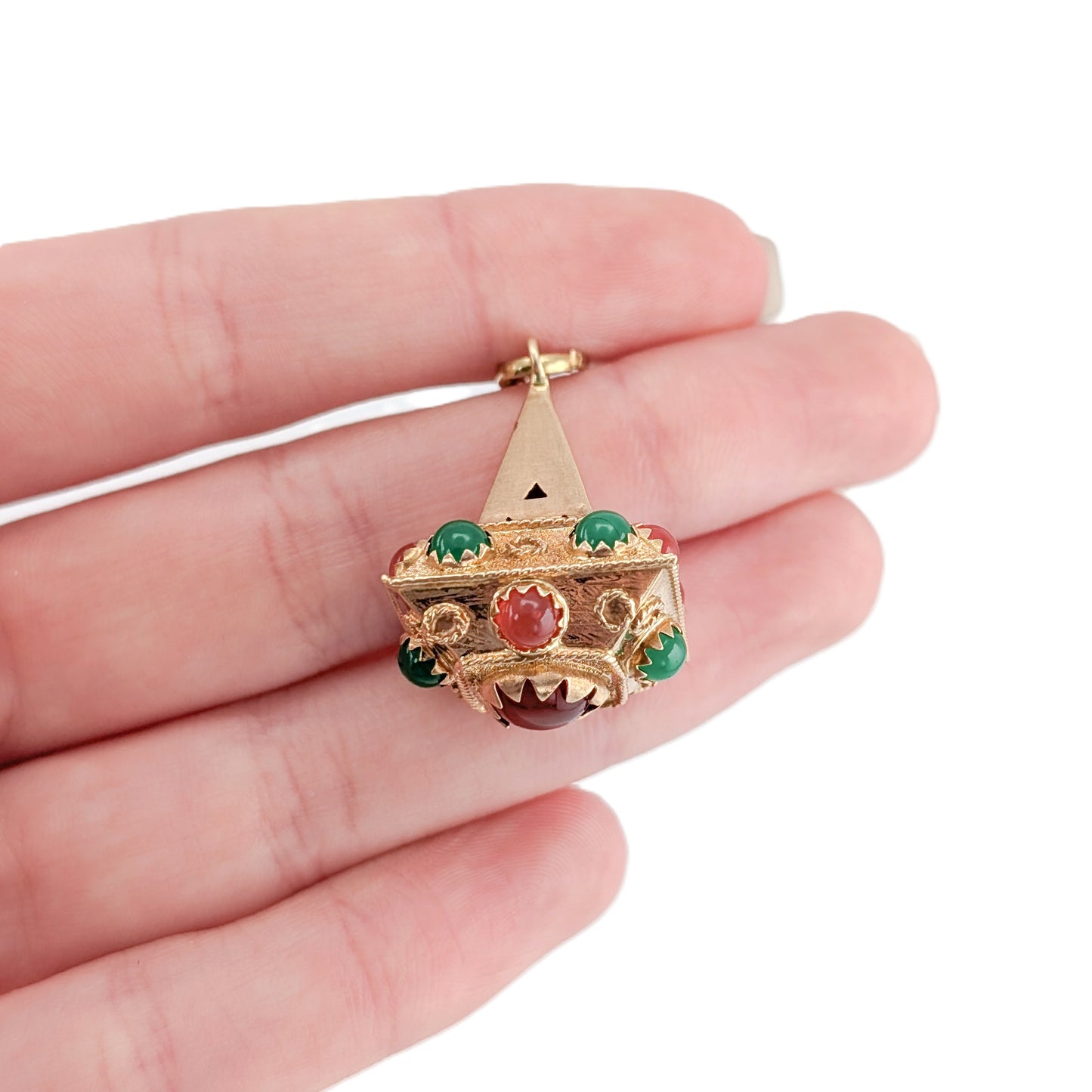 Vintage 18K Gold Pendant with Carnelian & Aventurine – Etruscan Revival