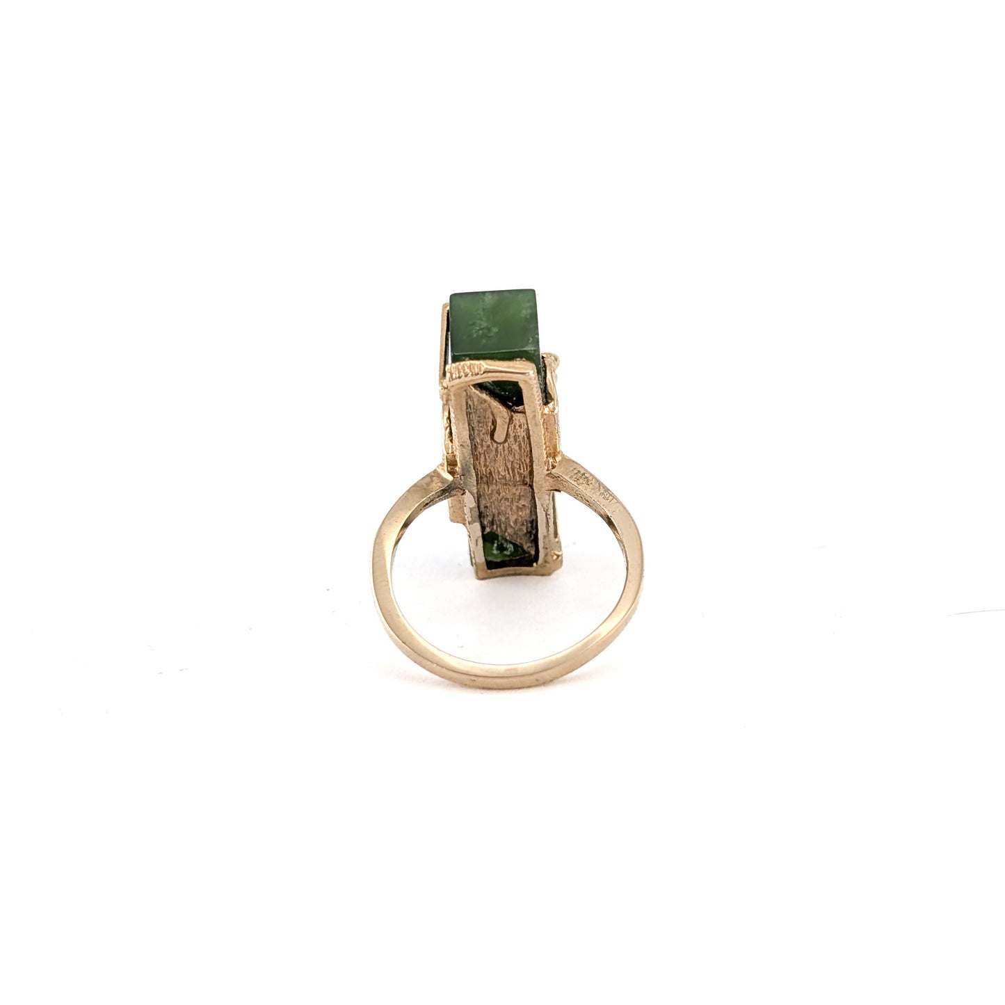 Vintage Resco 10K Gold Jade Ring – Carved Green Jade, Sculptural Filigree Statement Ring