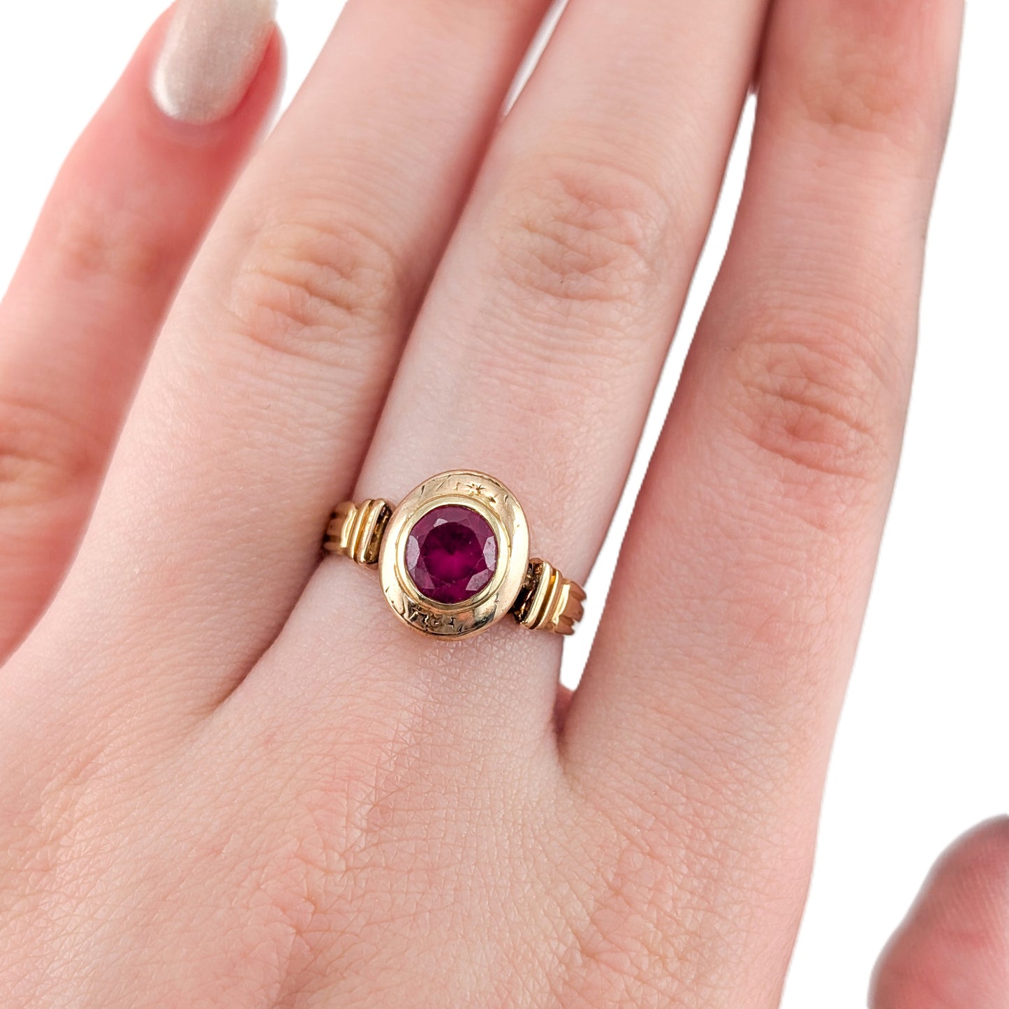 Vintage 14K Gold Ruby Ring – Bezel Set Oval Ruby with Ornate Shoulders