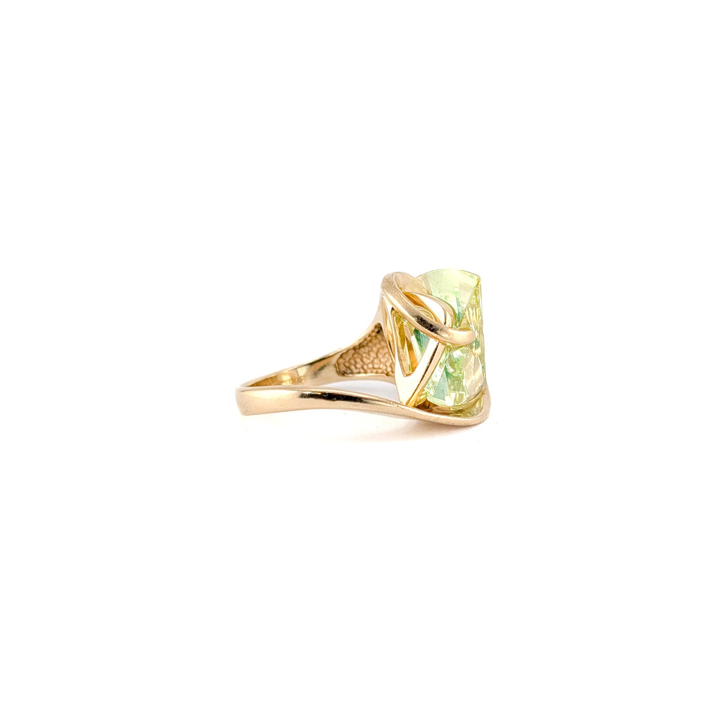 Vintage Strell 14K Gold Lighthouse Lens Ring – Faceted Uranium Glass / Synthetic Spinel, Modernist Design