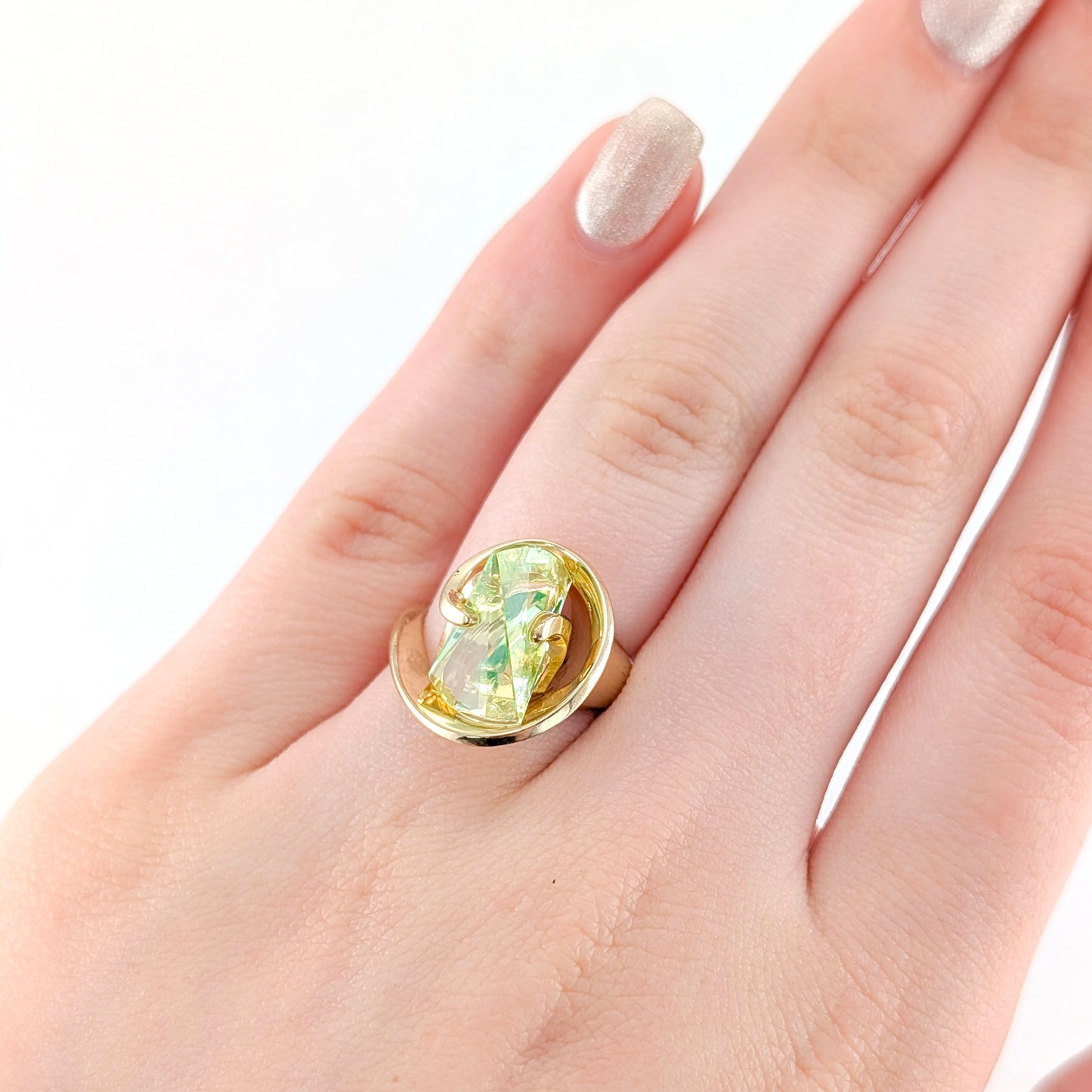 Vintage Strell 14K Gold Lighthouse Lens Ring – Faceted Uranium Glass / Synthetic Spinel, Modernist Design