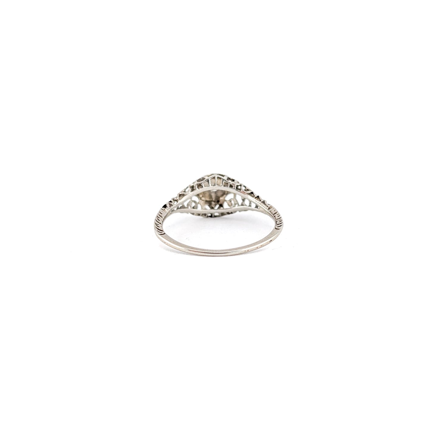 Antique 18K White Gold Diamond Filigree Ring – Delicate Openwork Solitaire