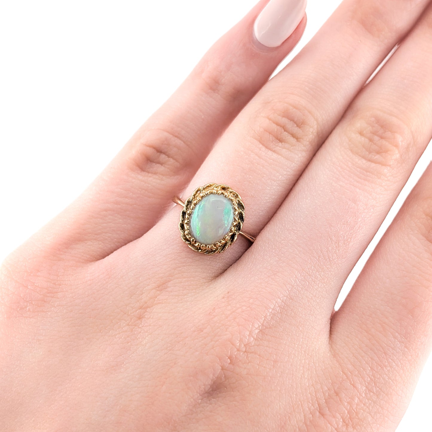 Vintage 14K Gold Oval Opal Cabochon Ring
