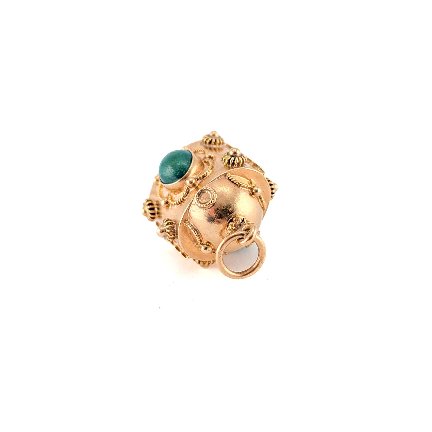 Vintage 18K Gold Etruscan Revival Green Agate Pendant – Ornate Cabochon Charm, 750 Gold