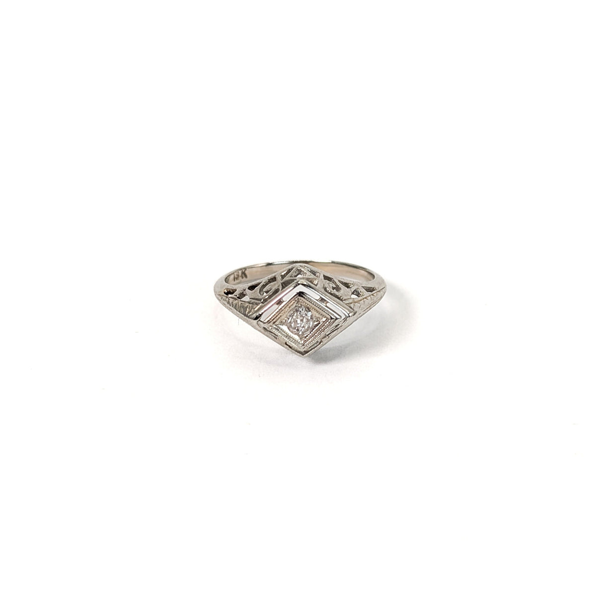 Antique 18K White Gold Old Mine Cut Diamond Ring