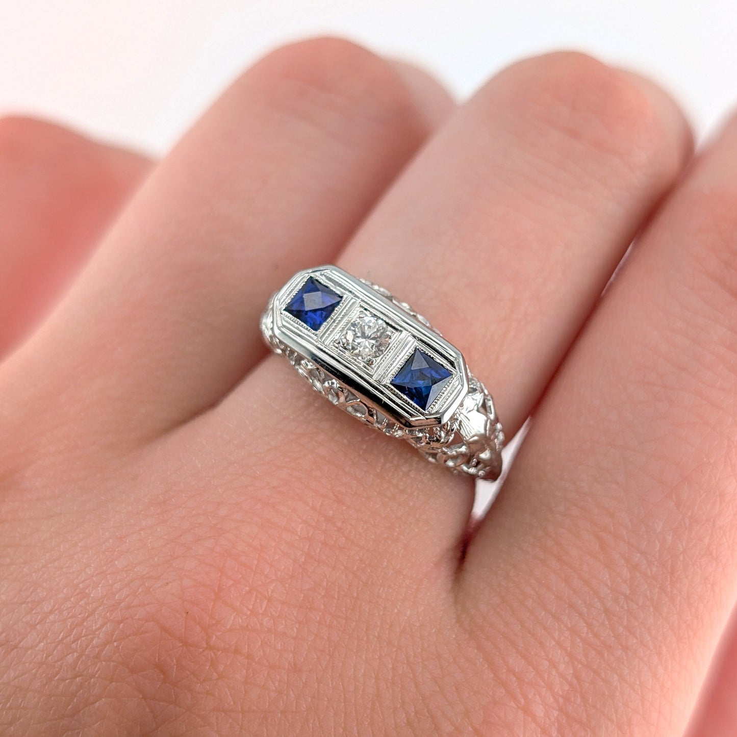 Antique Art Deco 18K White Gold Diamond & Synthetic Sapphire Filigree Ring