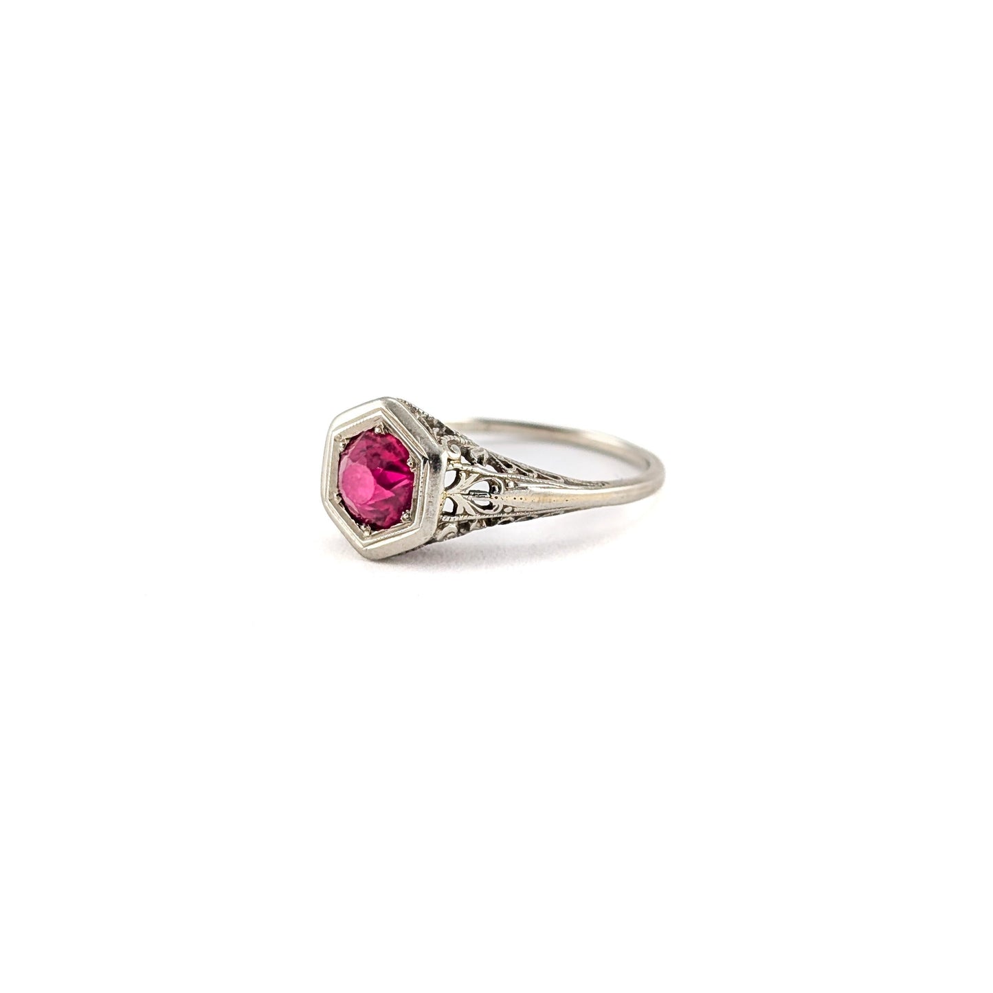Antique Art Deco 18K White Gold Synthetic Ruby Filigree Ring