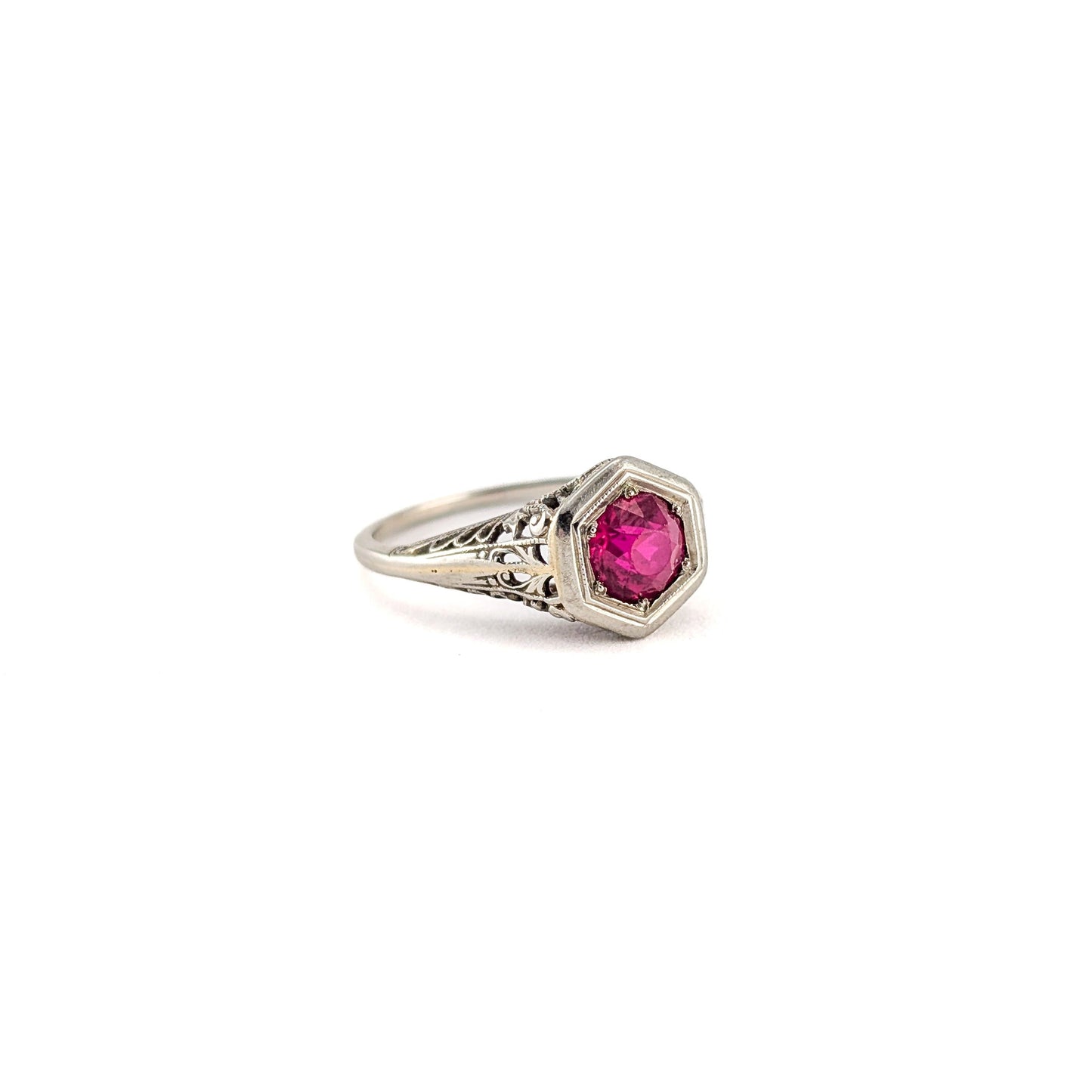 Antique Art Deco 18K White Gold Synthetic Ruby Filigree Ring