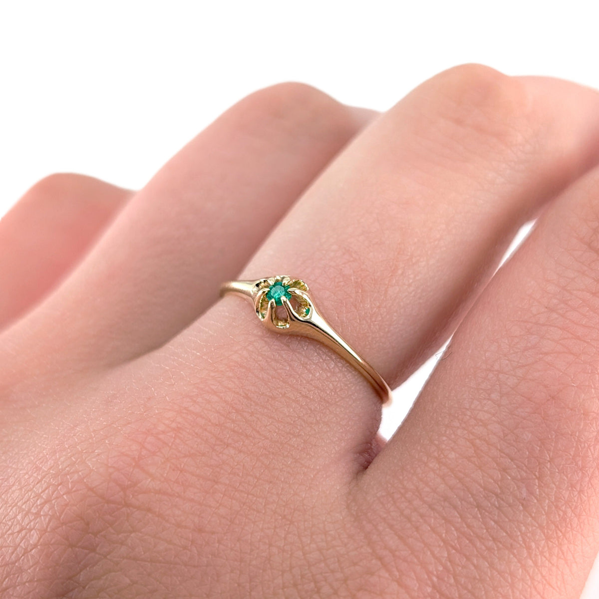 Antique Victorian 14K Gold Natural Emerald Buttercup Ring