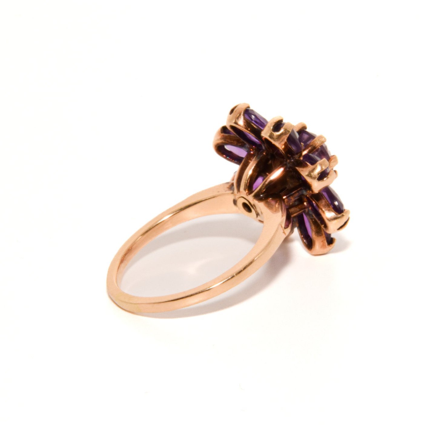 Vintage 14k Gold Amethyst Cluster Ring – A Statement of Bold Elegance