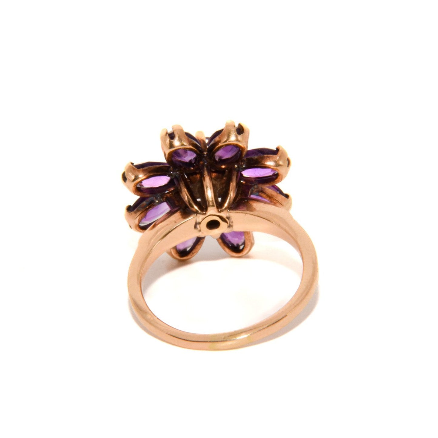 Vintage 14k Gold Amethyst Cluster Ring – A Statement of Bold Elegance