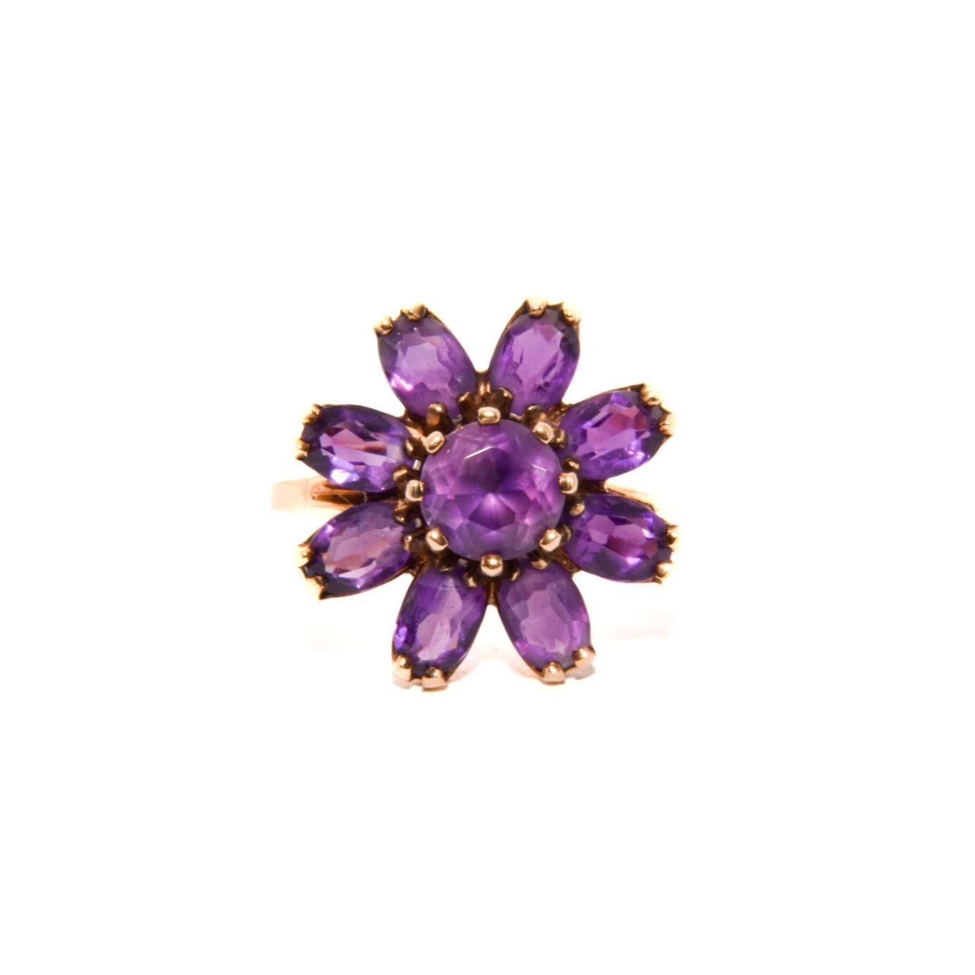 Vintage 14k Gold Amethyst Cluster Ring – A Statement of Bold Elegance