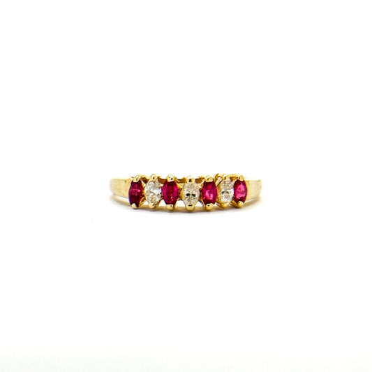 Beautiful 14k Gold Ruby and Diamond Ring