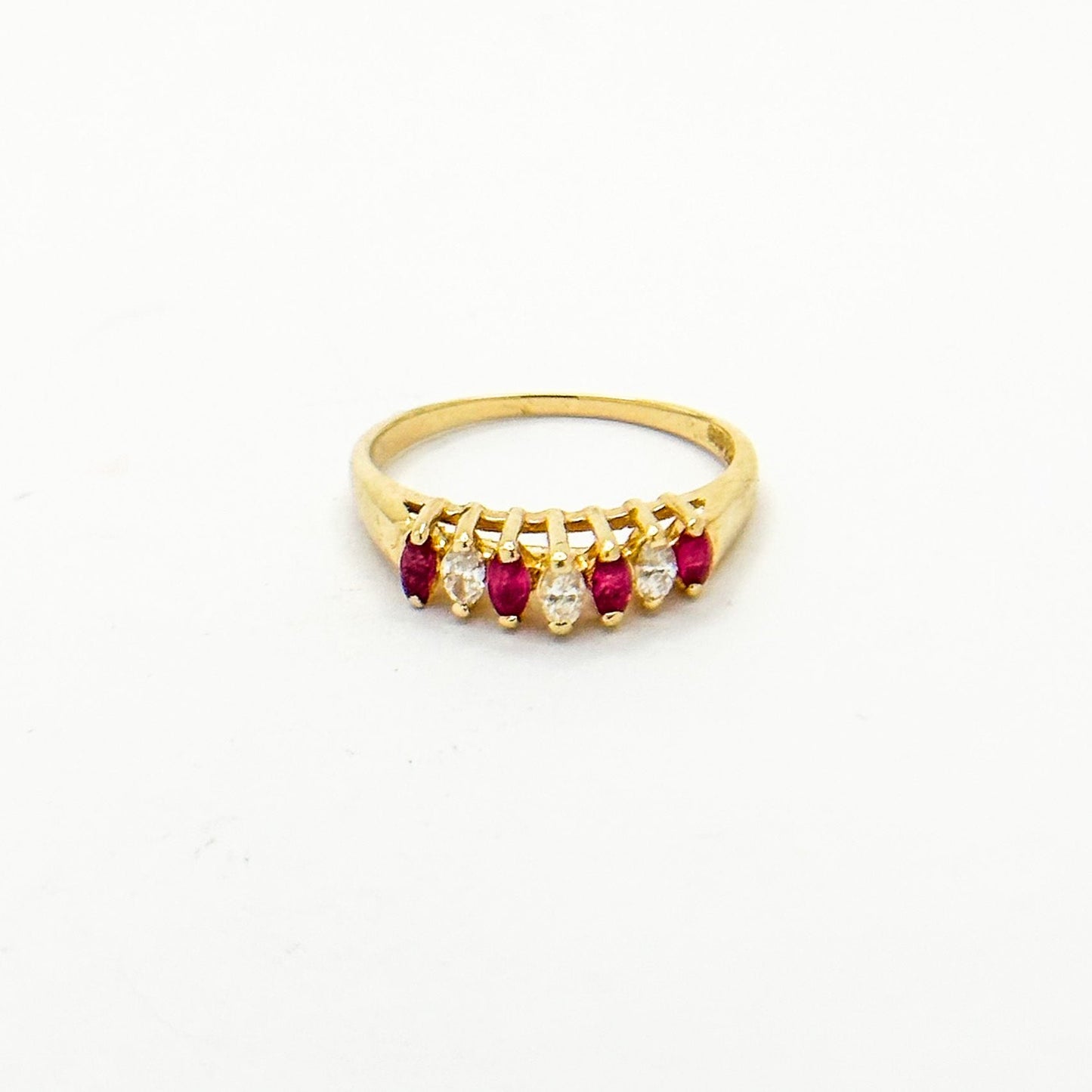 Beautiful 14k Gold Ruby and Diamond Ring