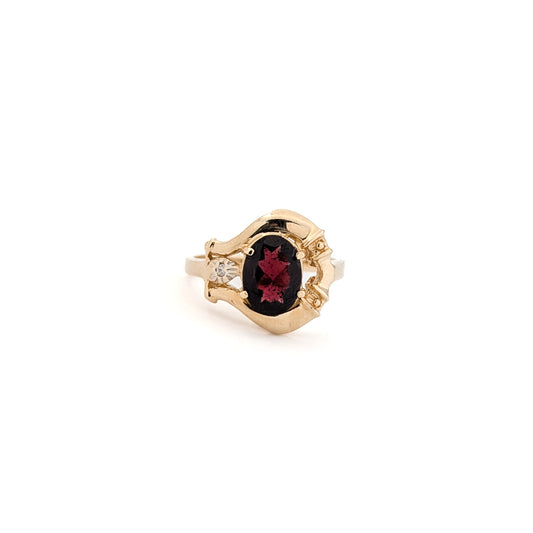 Vintage 14K Gold Garnet & Diamond Ring