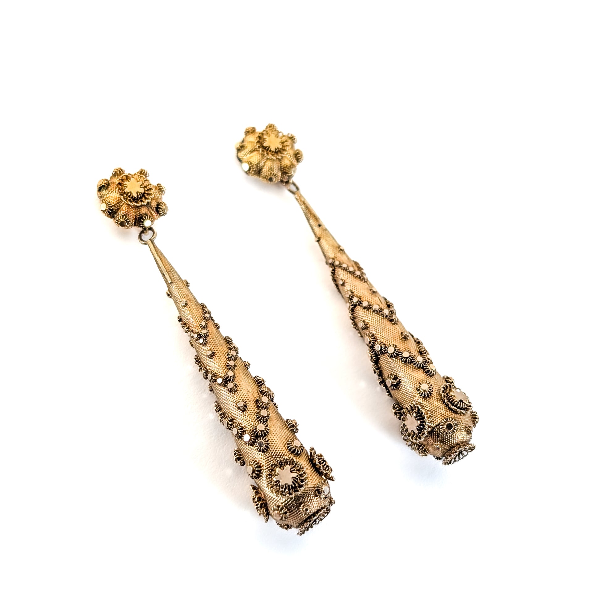 Pair of gold Georgian-era earrings with intricate designs on a white background. Crafted in solid 14K yellow gold, they feature the highly skilled and delicate art of cannetille work, They are a breathtaking example of early 19th-century goldsmithing.
