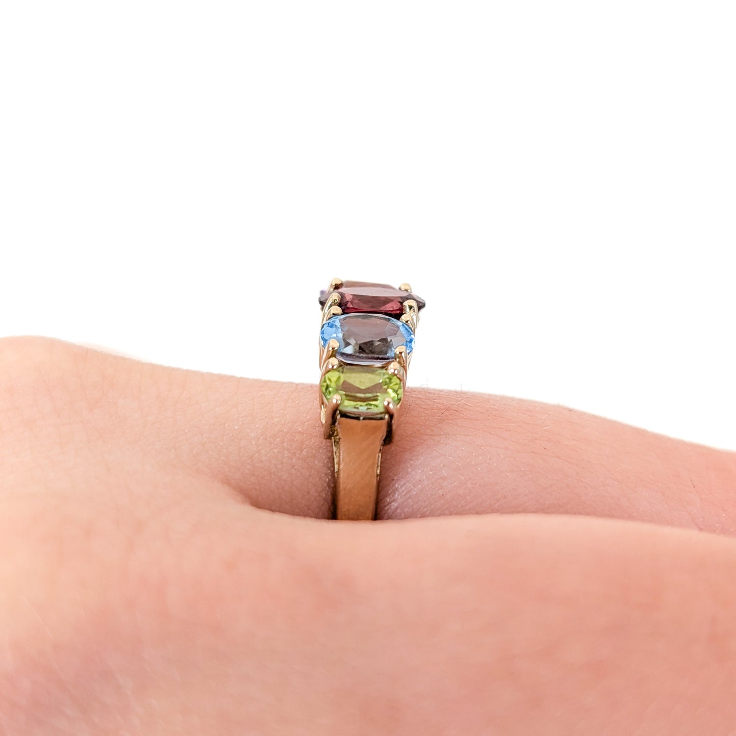 Vintage 10K Yellow Gold Peridot, Topaz, Garnet, Amethyst, and Citrine Ring - A Mid-Century Rainbow Masterpiece