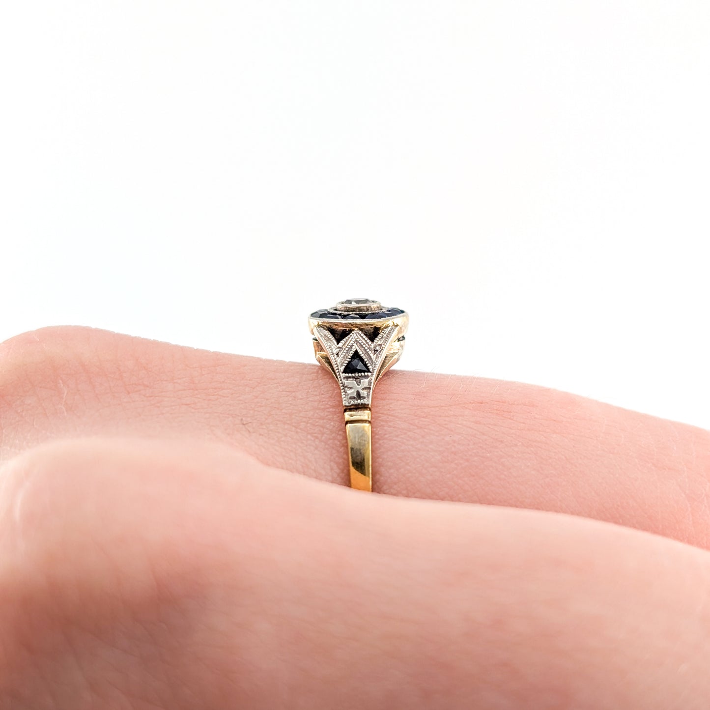 Antique Art Deco Diamond & Sapphire Halo Ring in 18K Gold
