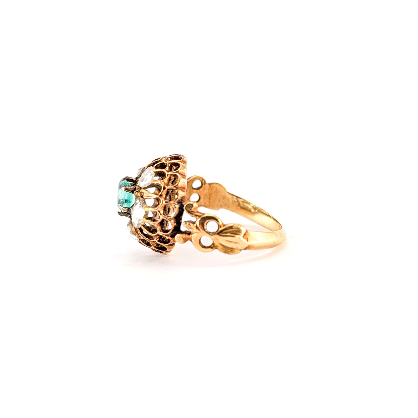 Antique 14K Gold Emerald and Rose Cut Diamond Cluster Ring