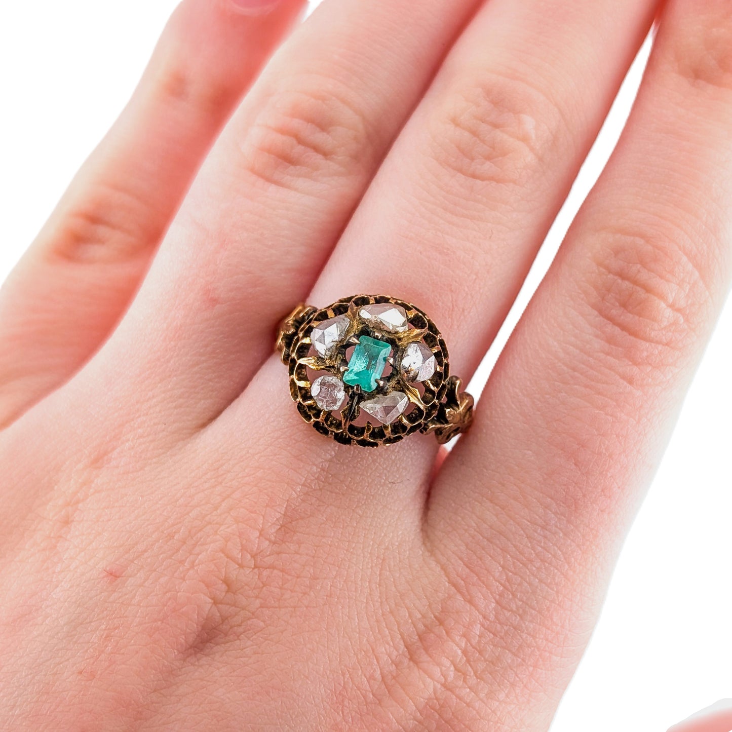 Antique 14K Gold Emerald and Rose Cut Diamond Cluster Ring