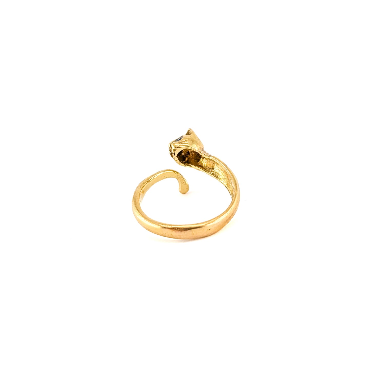 Vintage 14K Gold Cat Ring with Sapphire Eyes