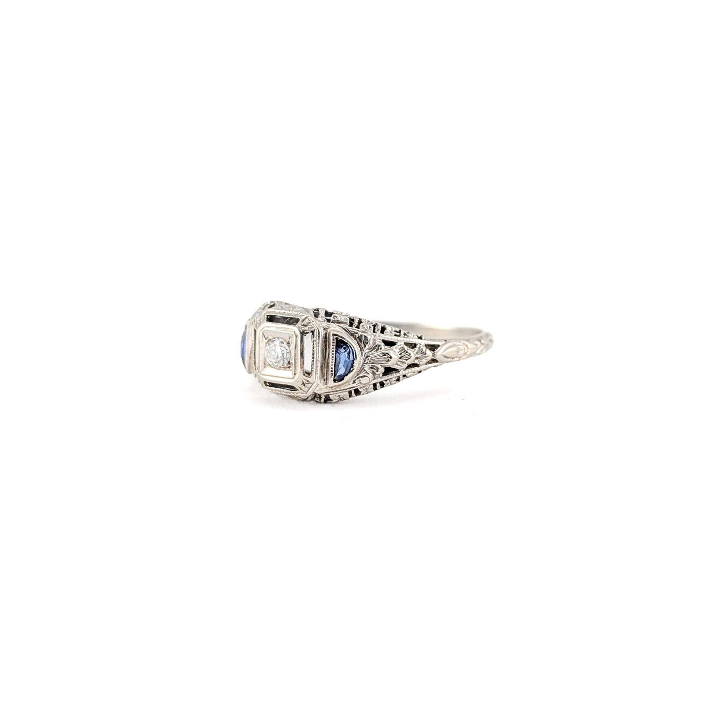Antique 18K White Gold Diamond & Sapphire Ring - Filigree Engagement Ring
