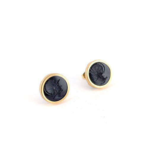 Vintage 14K Gold Black Onyx Intaglio Earrings – Roman Warrior Studs