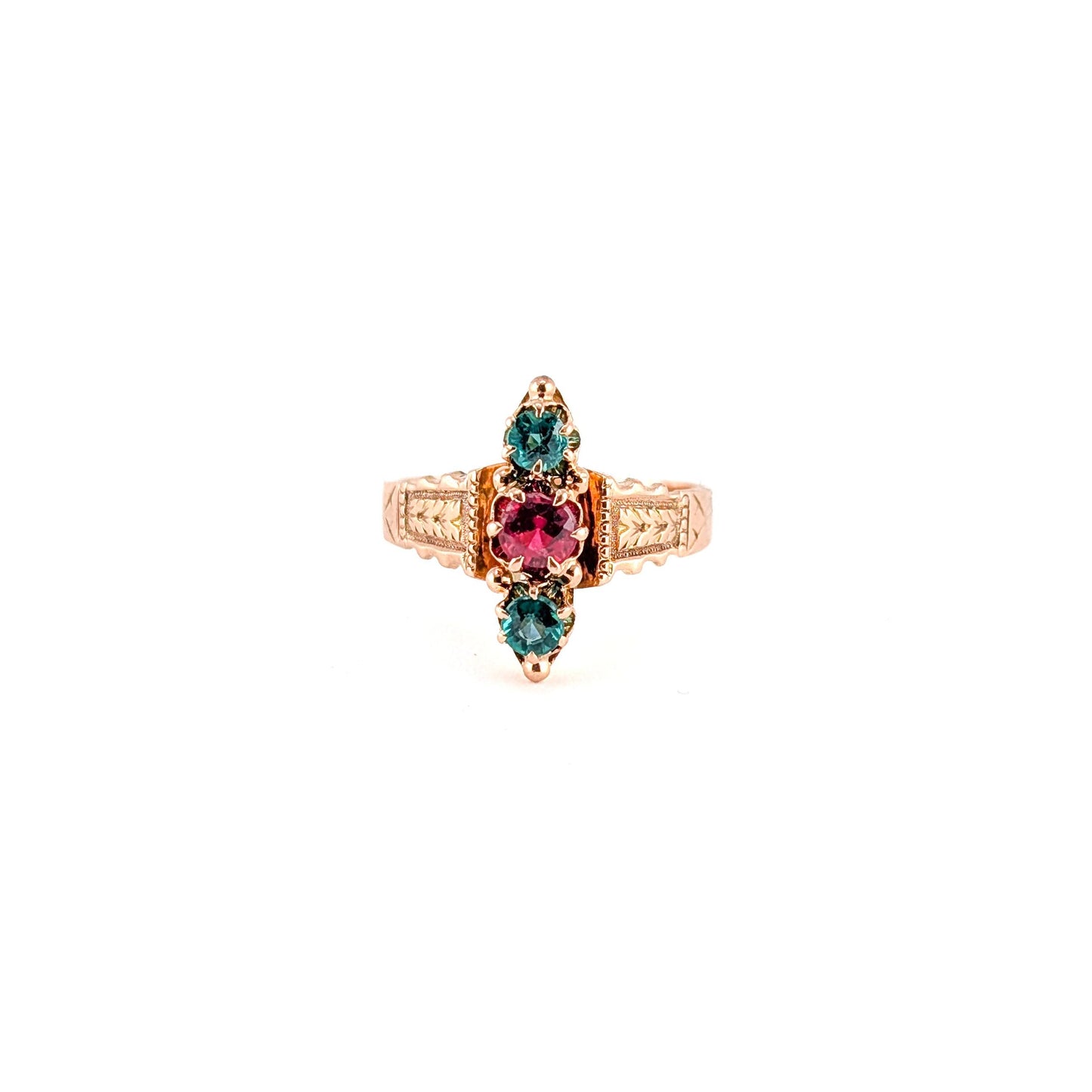 Antique 9k Gold Victorian Glass Paste Ring with Engraved Shoulders