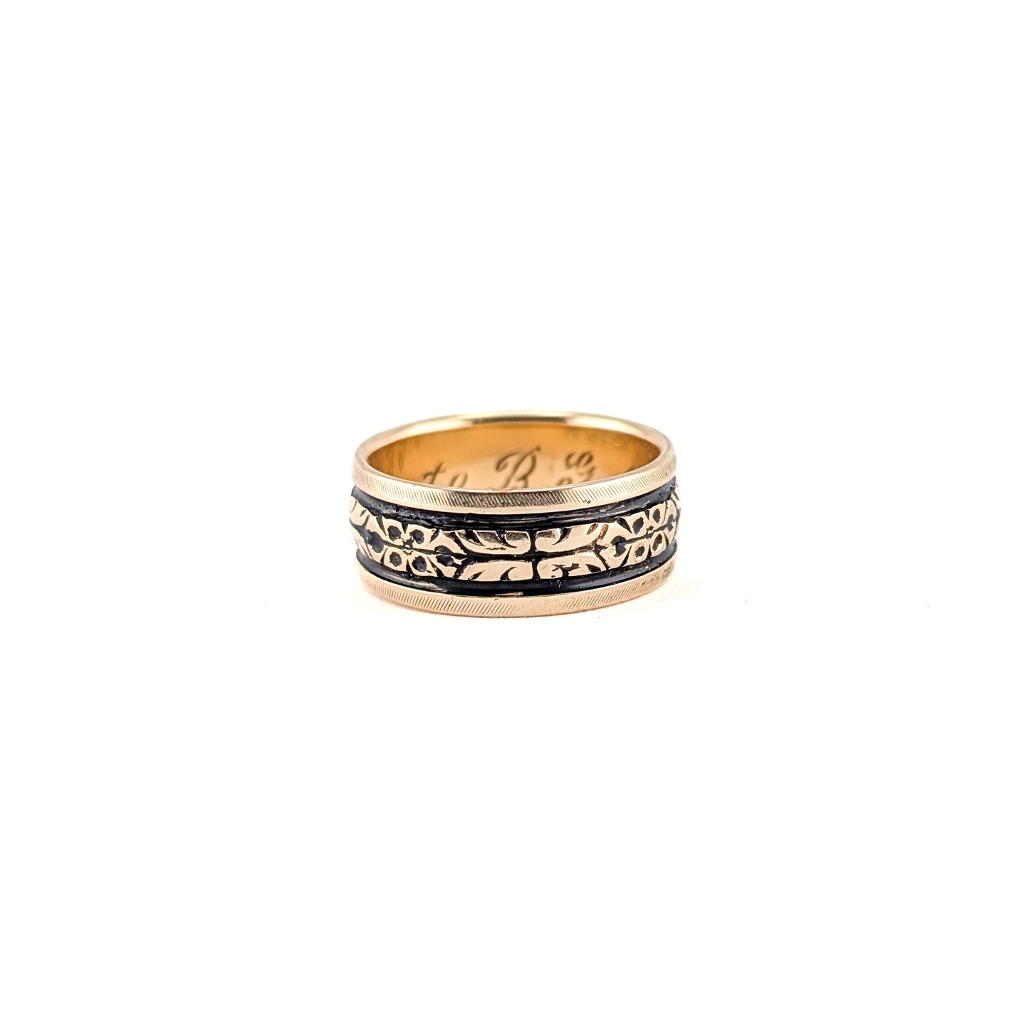 Vintage 14K Gold Floral Wedding Band Blackened Engraved Estate Ring