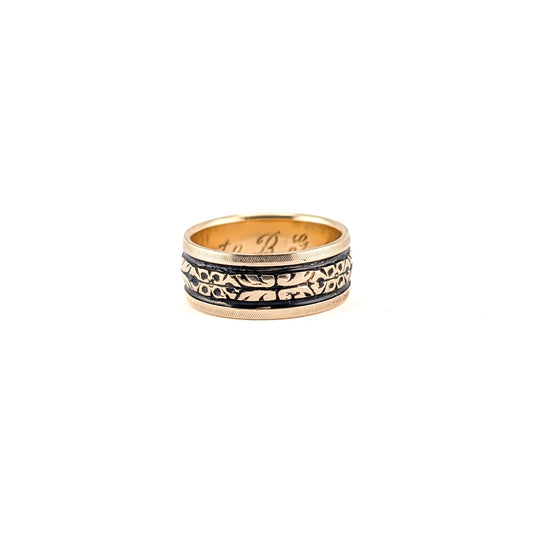 Vintage 14K Gold Floral Wedding Band Blackened Engraved Estate Ring