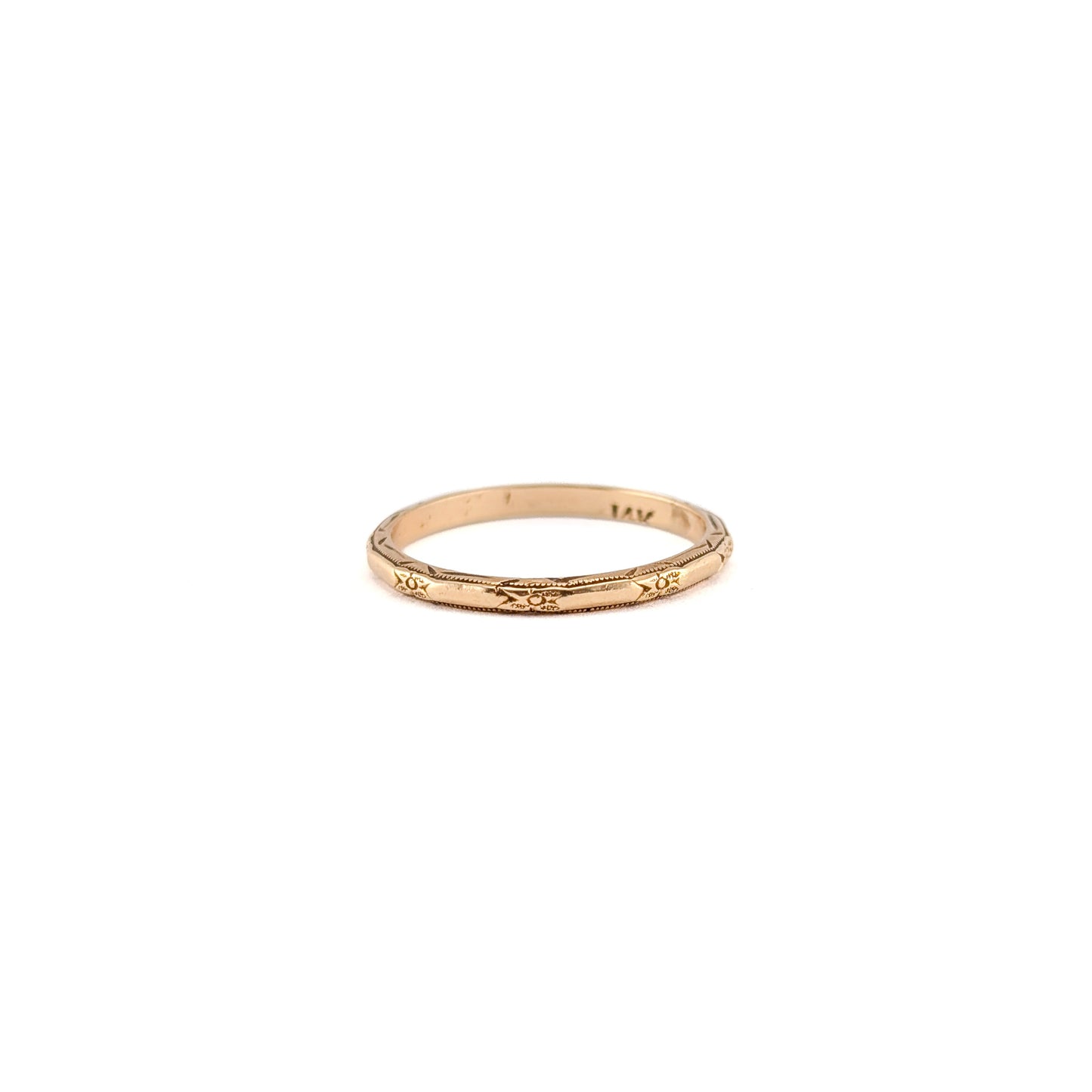 Vintage 14K Gold Floral Engraved Band