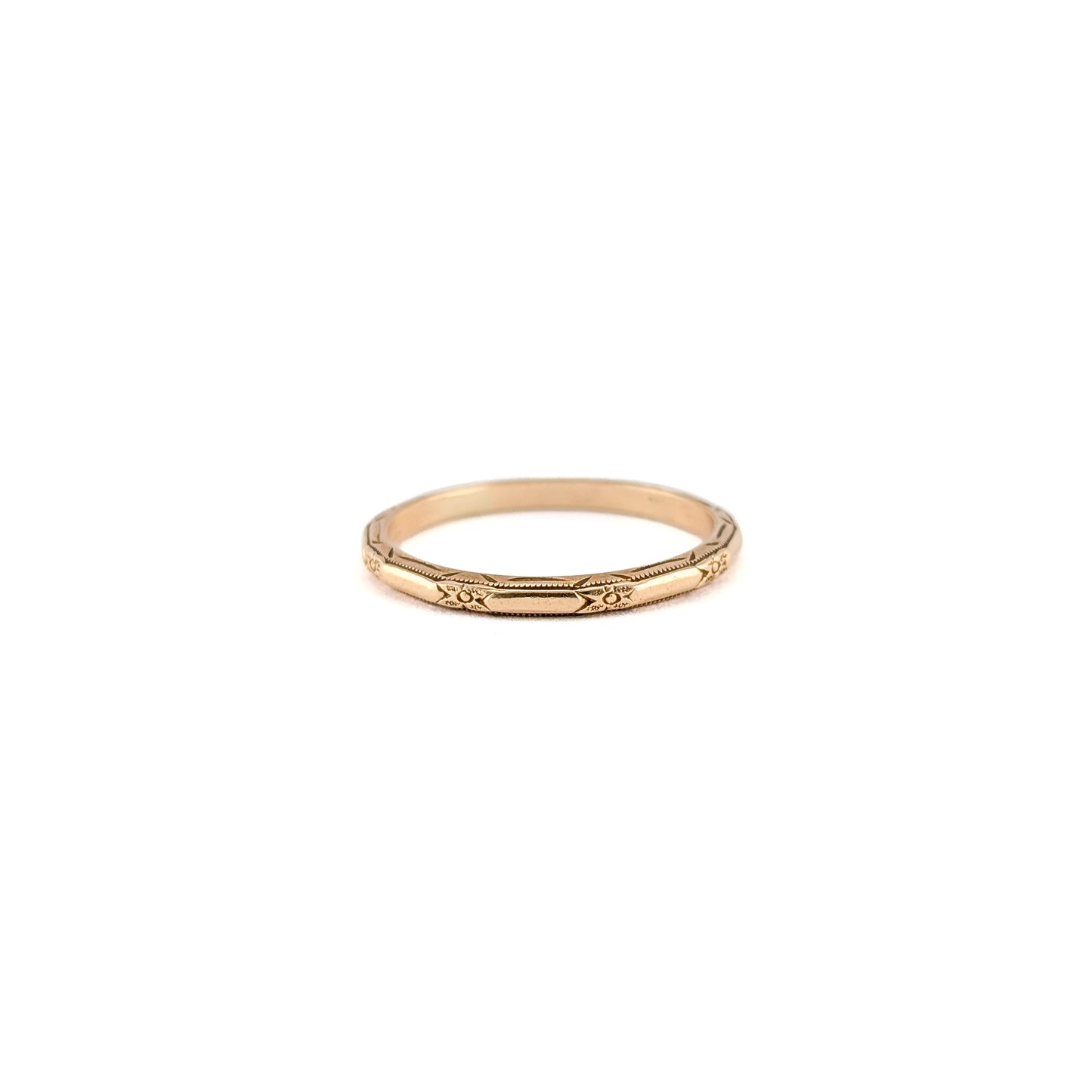 Vintage 14K Gold Floral Engraved Band