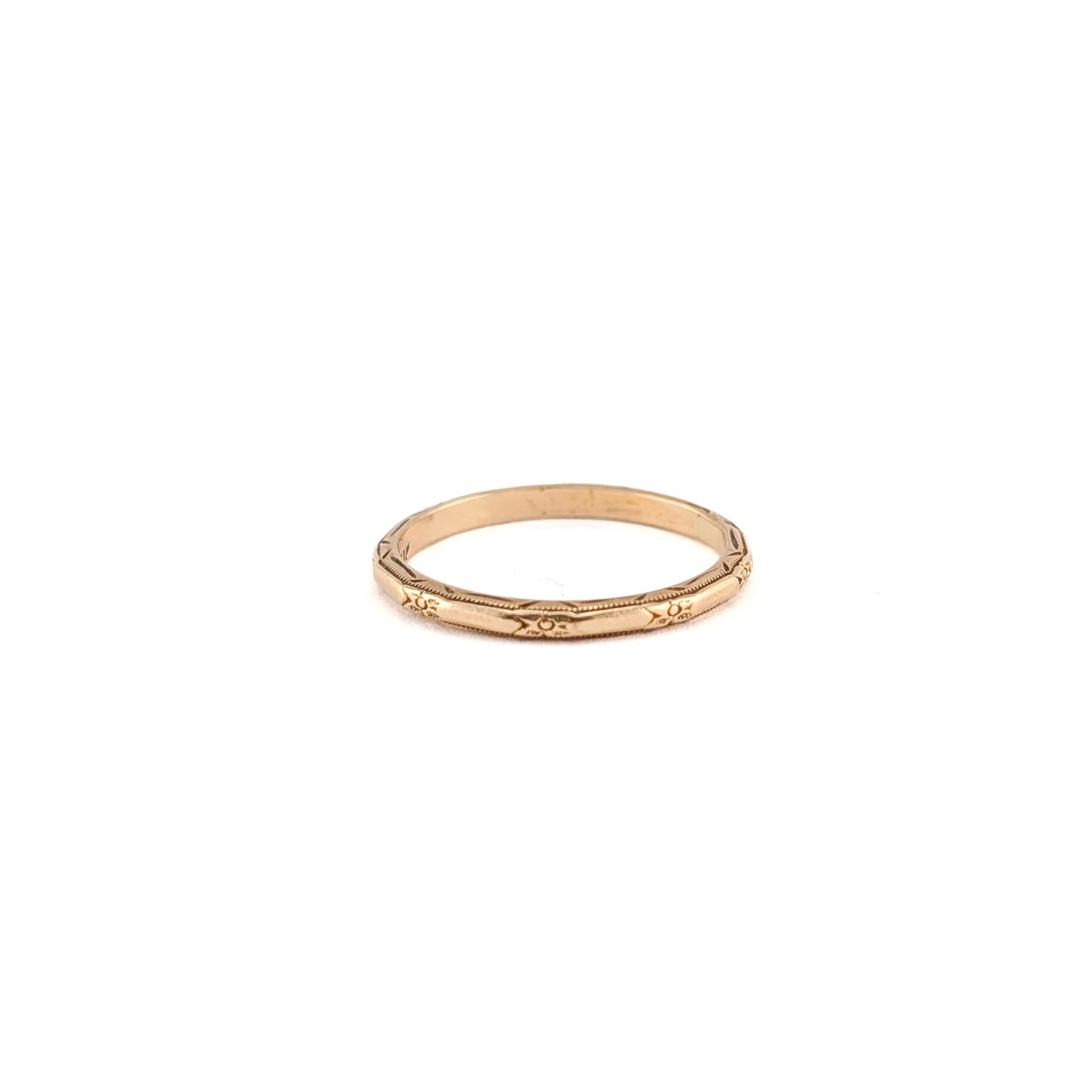 Vintage 14K Gold Floral Engraved Band
