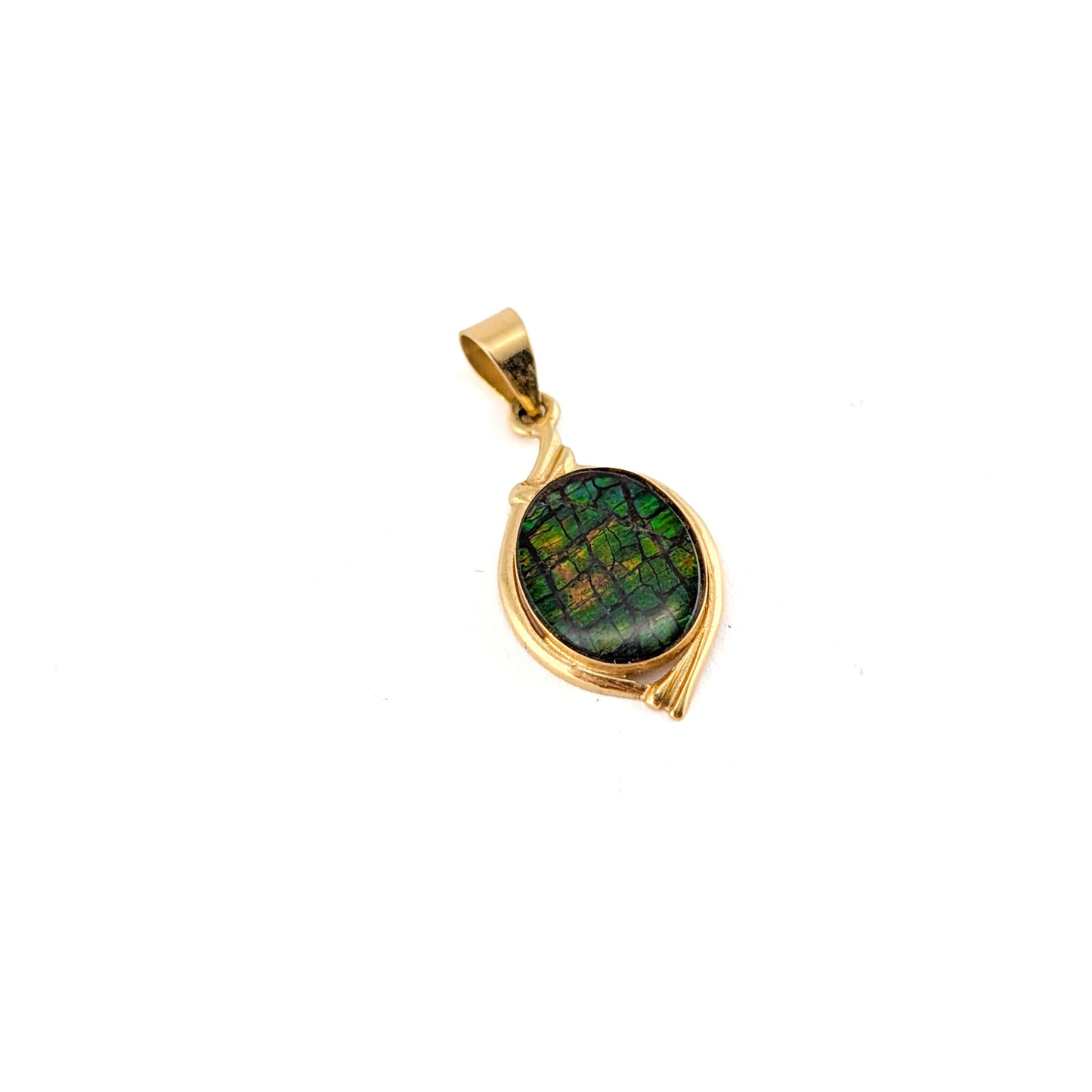 18K Gold Ammolite Pendant