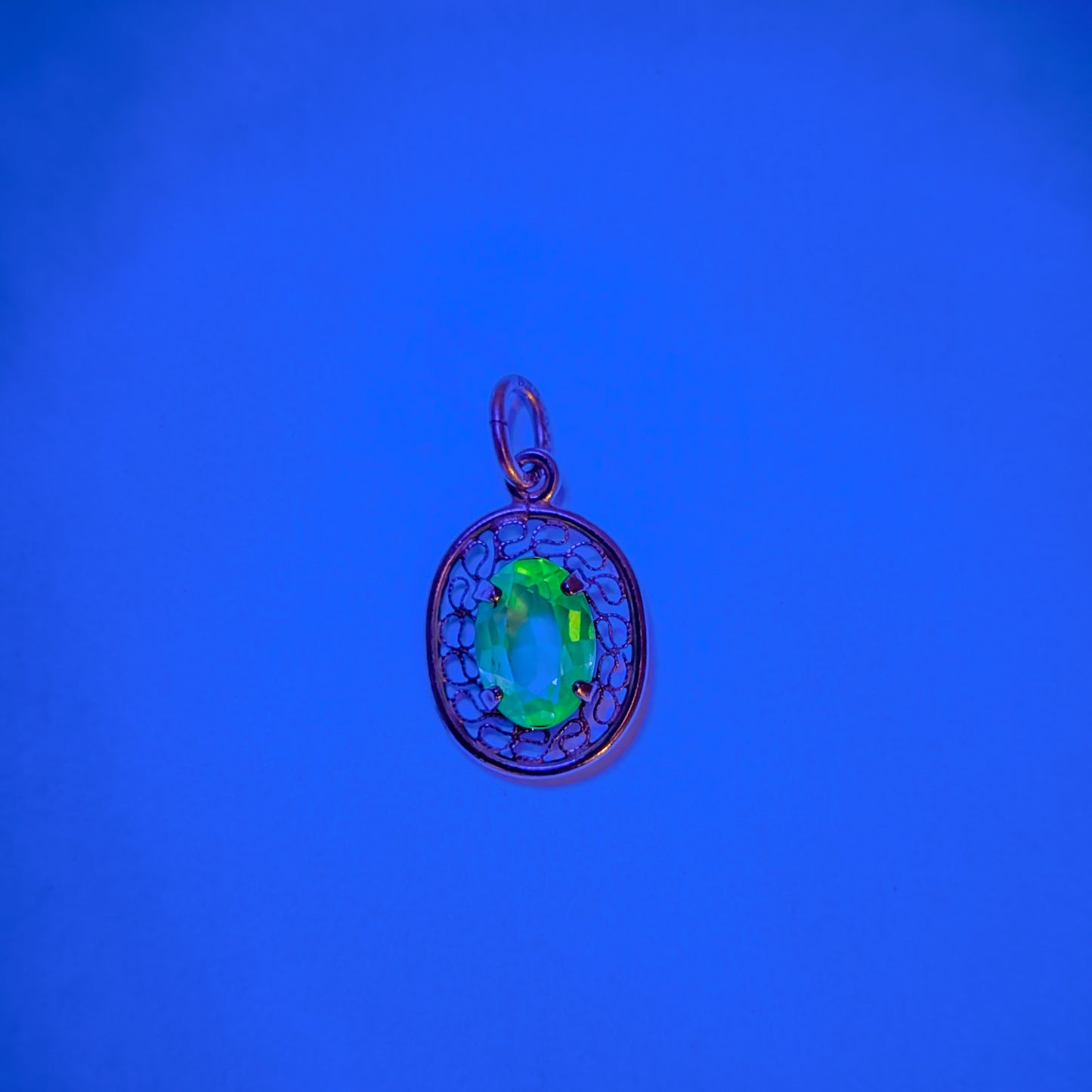Vintage 14K Gold Uranium Spinel Pendant | Oval Green Fluorescent Stone