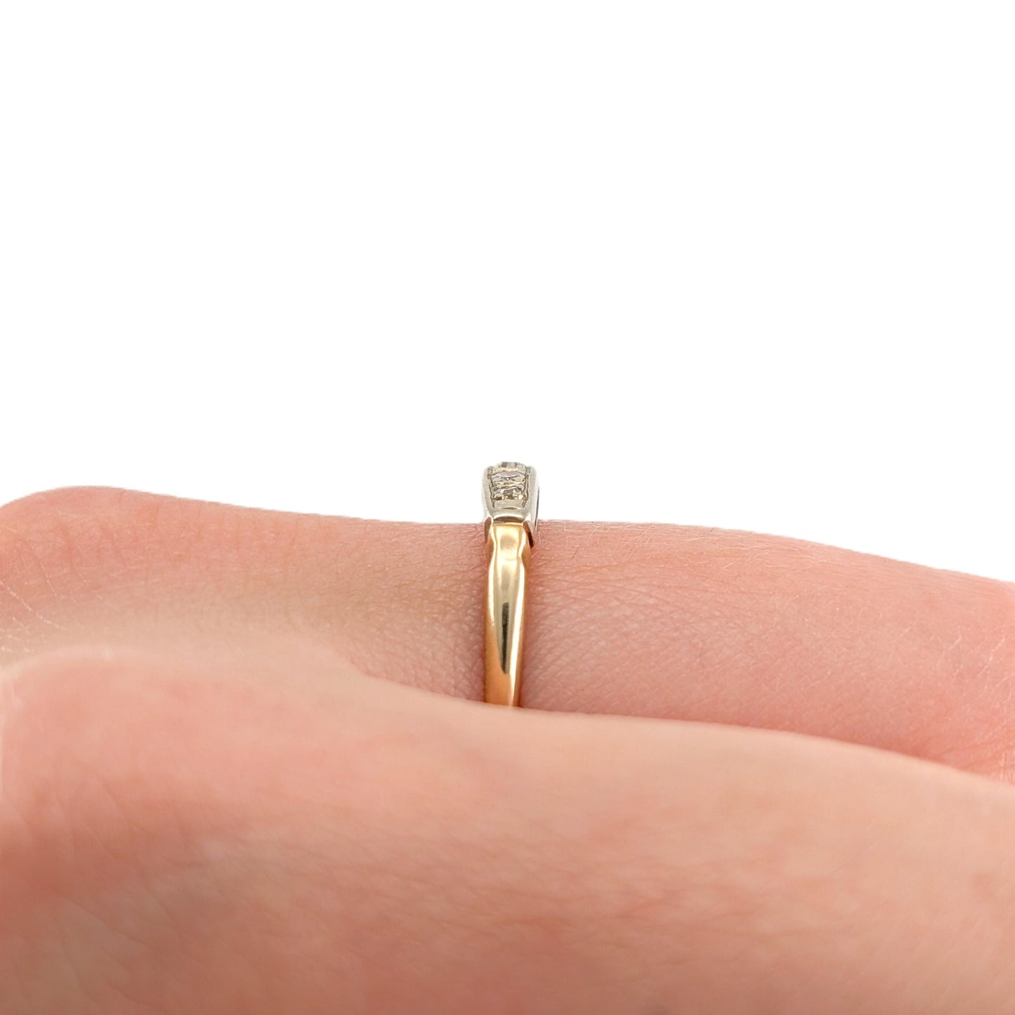 Retro 14K Yellow Gold Band Ring with White Diamonds