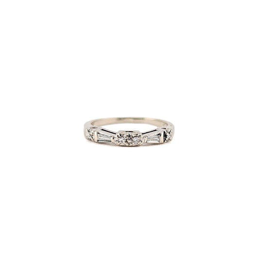 Art Deco Single-Cut Diamond Ring with Baguette Accents