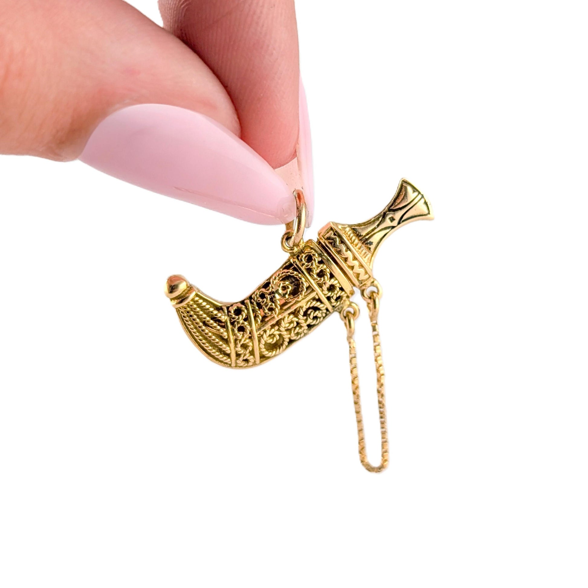 Vintage 18k Gold Mechanical Jambiya Style Dagger & Scabbard Charm