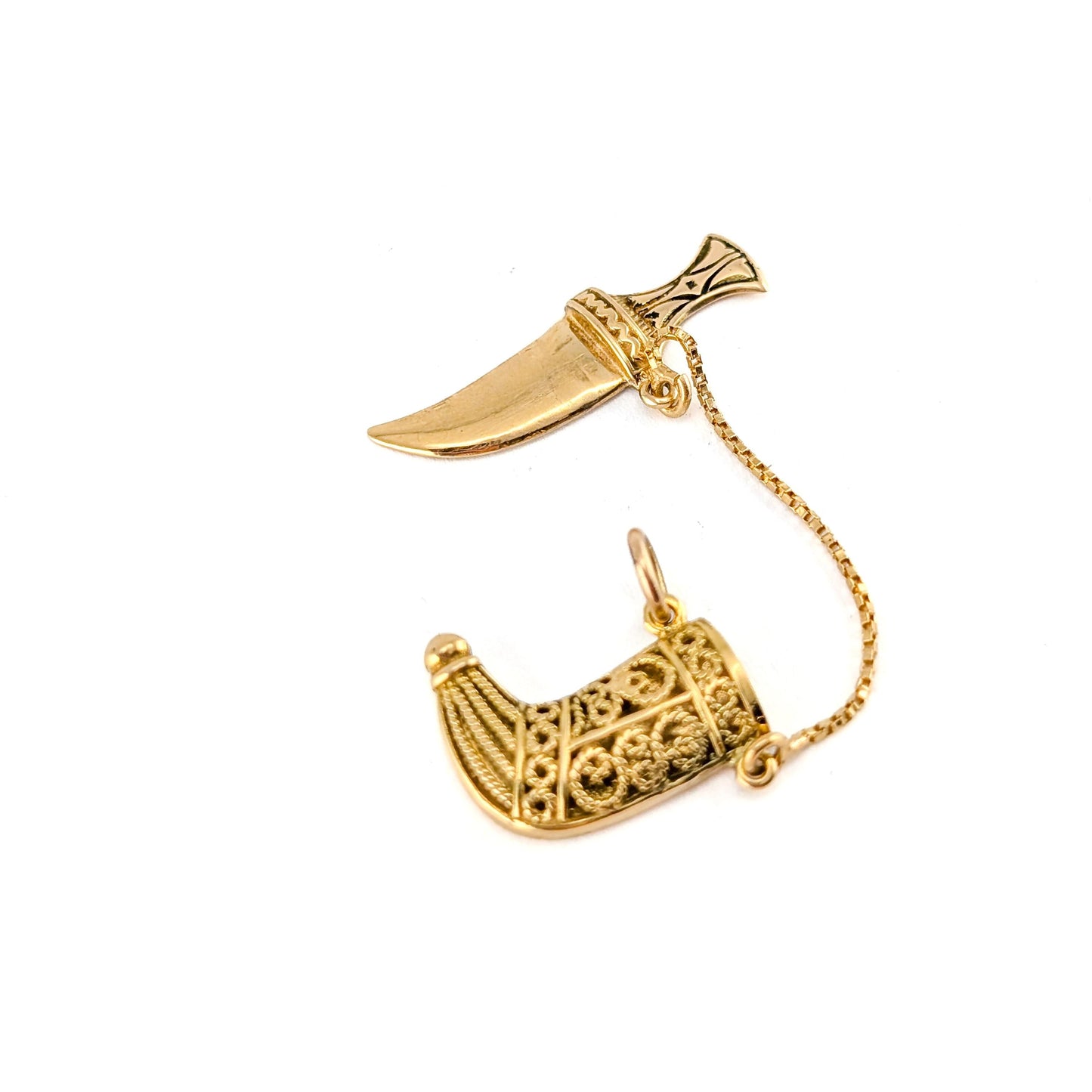 Vintage 18k Gold Mechanical Jambiya Style Dagger & Scabbard Charm