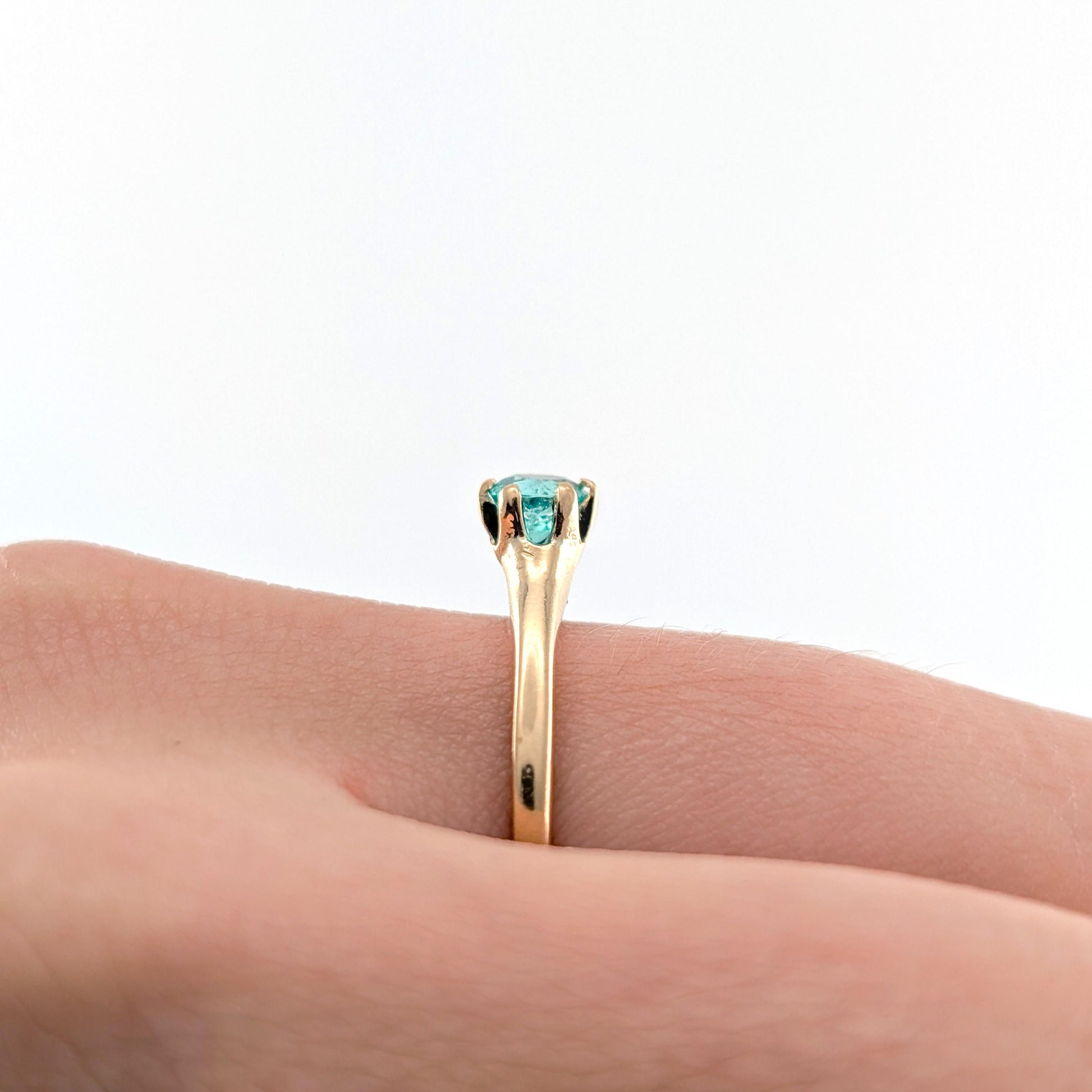 Antique 10K Yellow Gold Natural Columbian Emerald Solitaire Ring