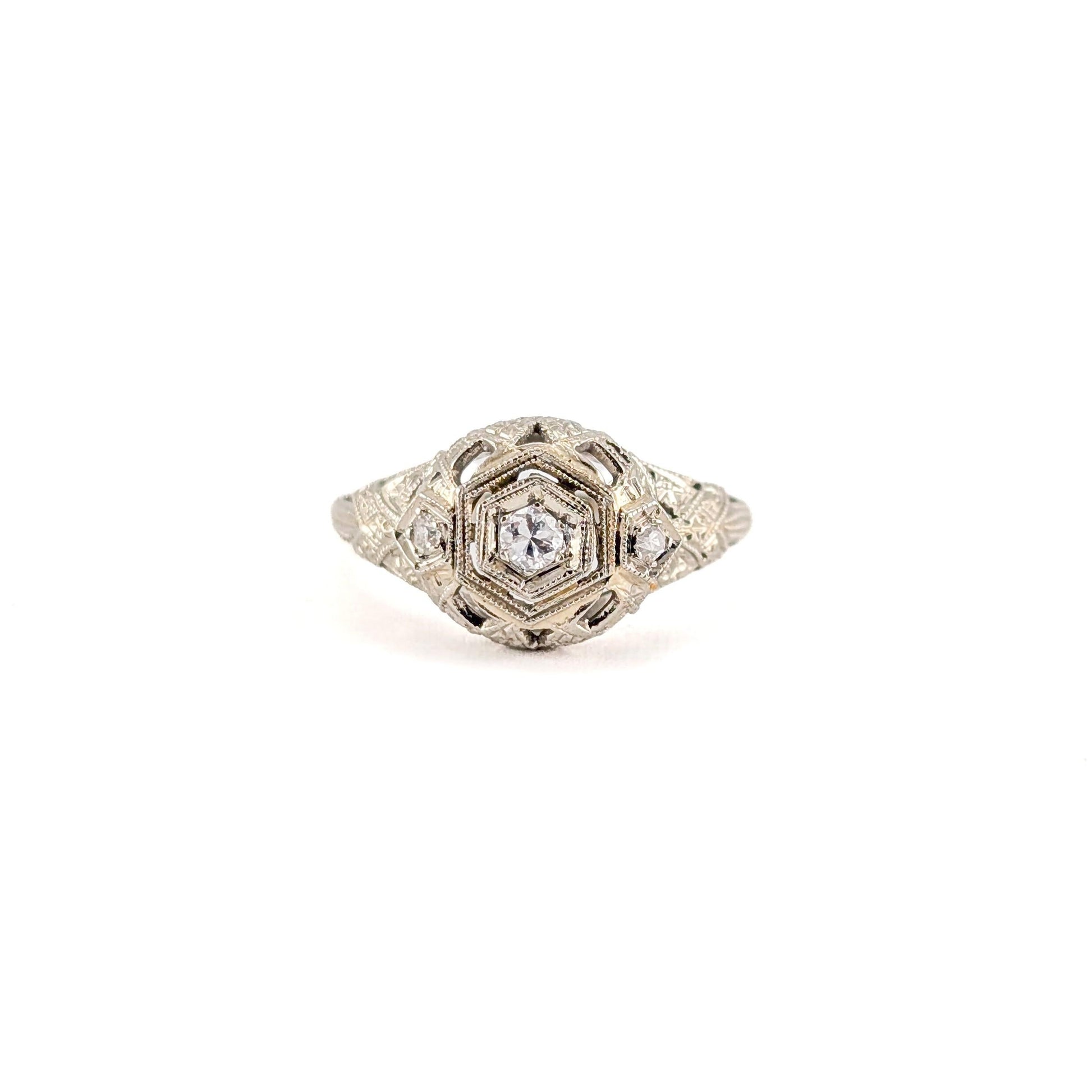 Antique Art Deco 18K White Gold Old European Cut Diamond Filigree Ring