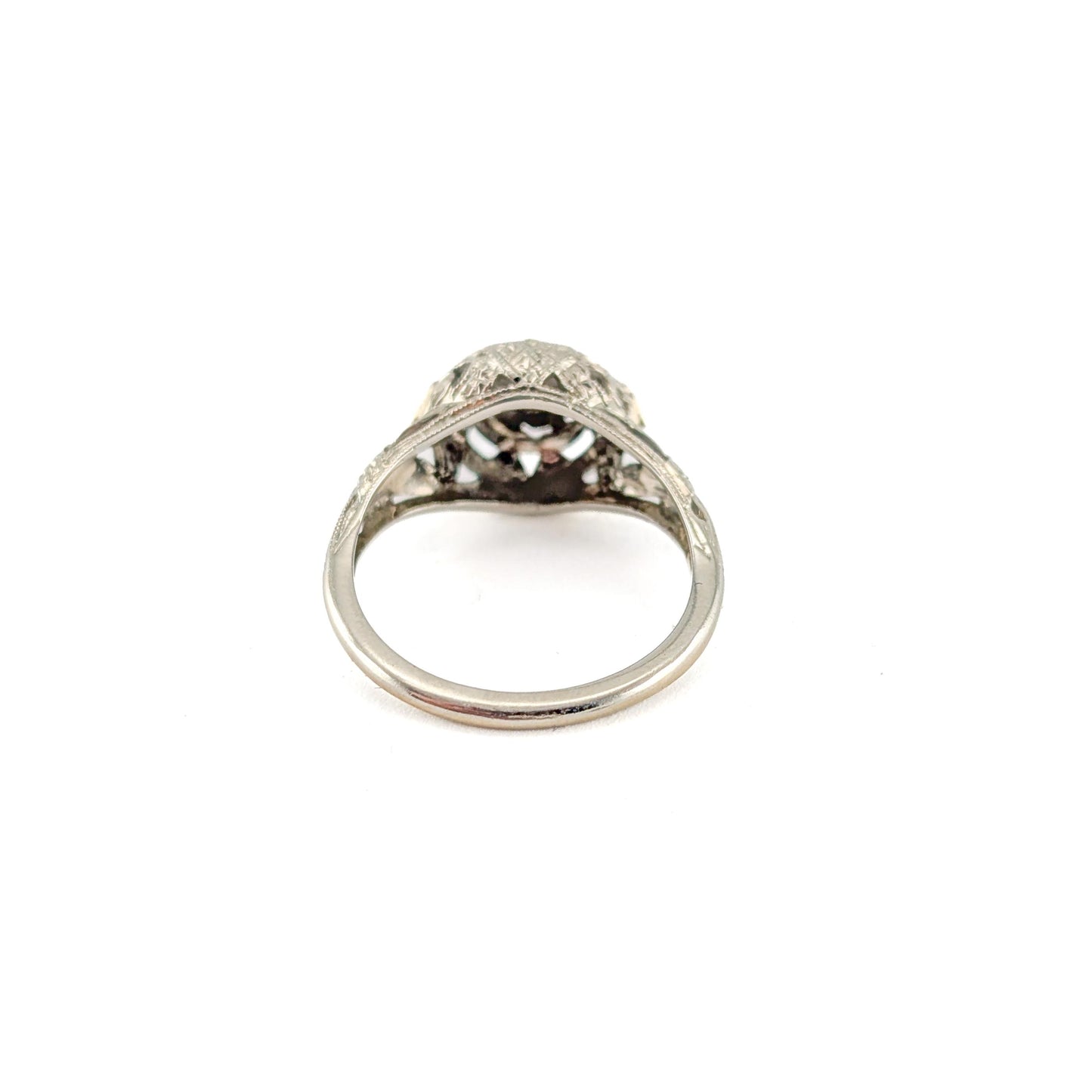 Antique Art Deco 18K White Gold Old European Cut Diamond Filigree Ring