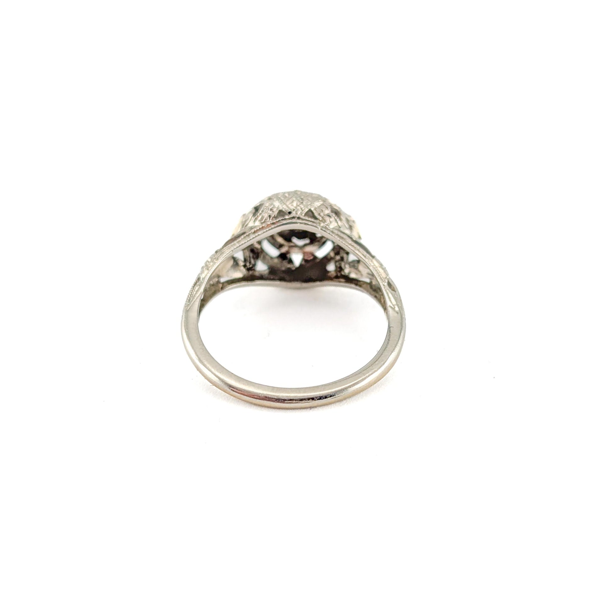 Antique Art Deco 18K White Gold Old European Cut Diamond Filigree Ring