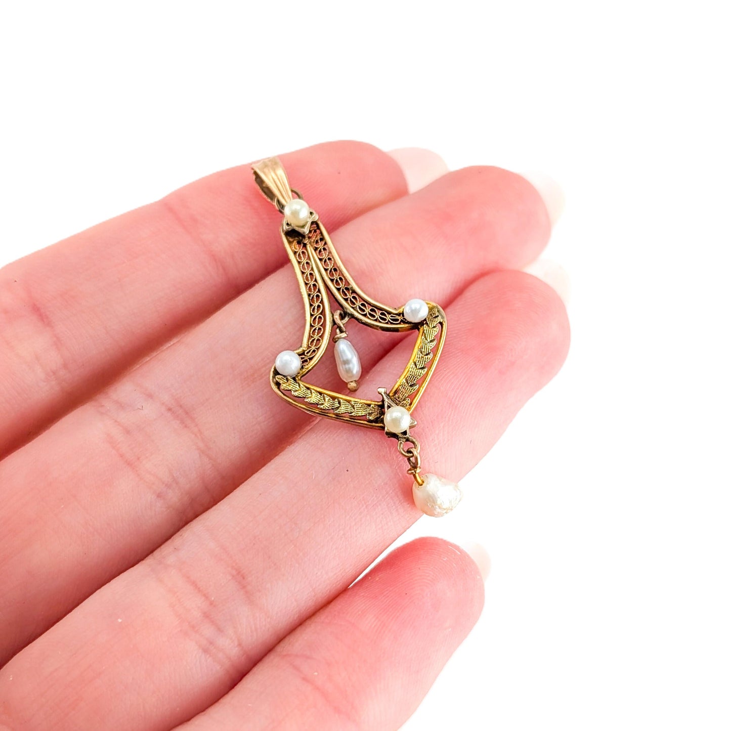 Antique Art Nouveau 10K Gold Pearl Lavalier Pendant