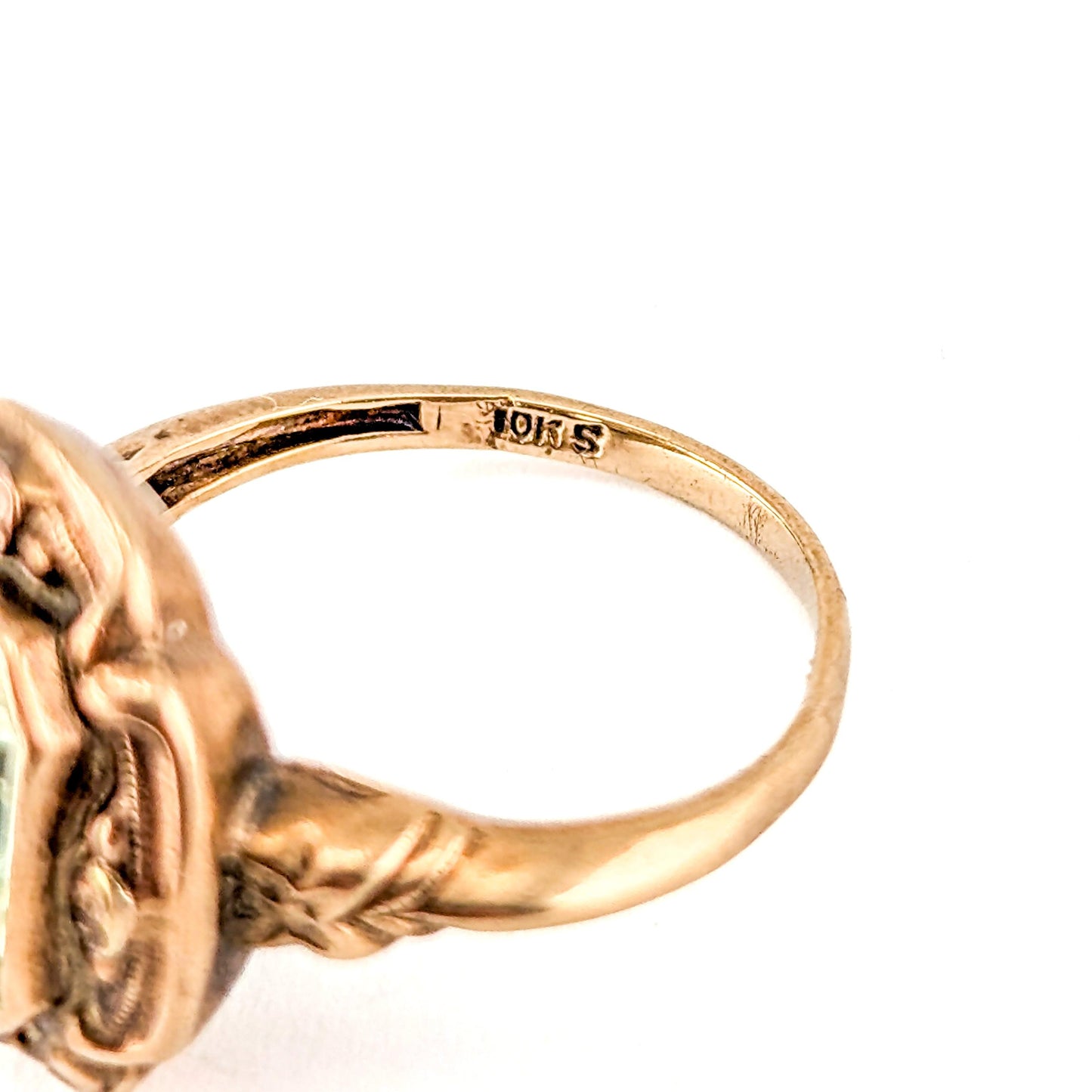 Vintage 10K Gold Synthetic Uranium Spinel Ring, Circa 1950