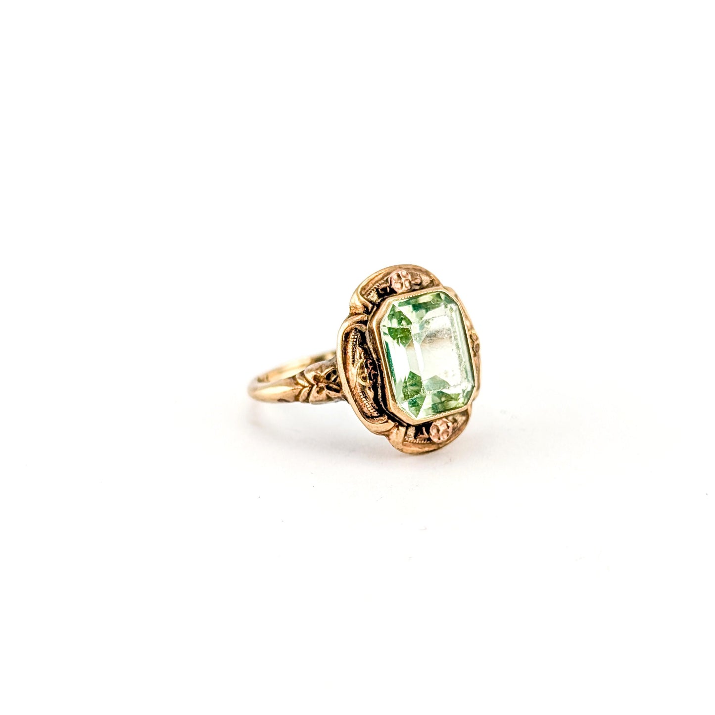 Vintage 10K Gold Synthetic Uranium Spinel Ring, Circa 1950
