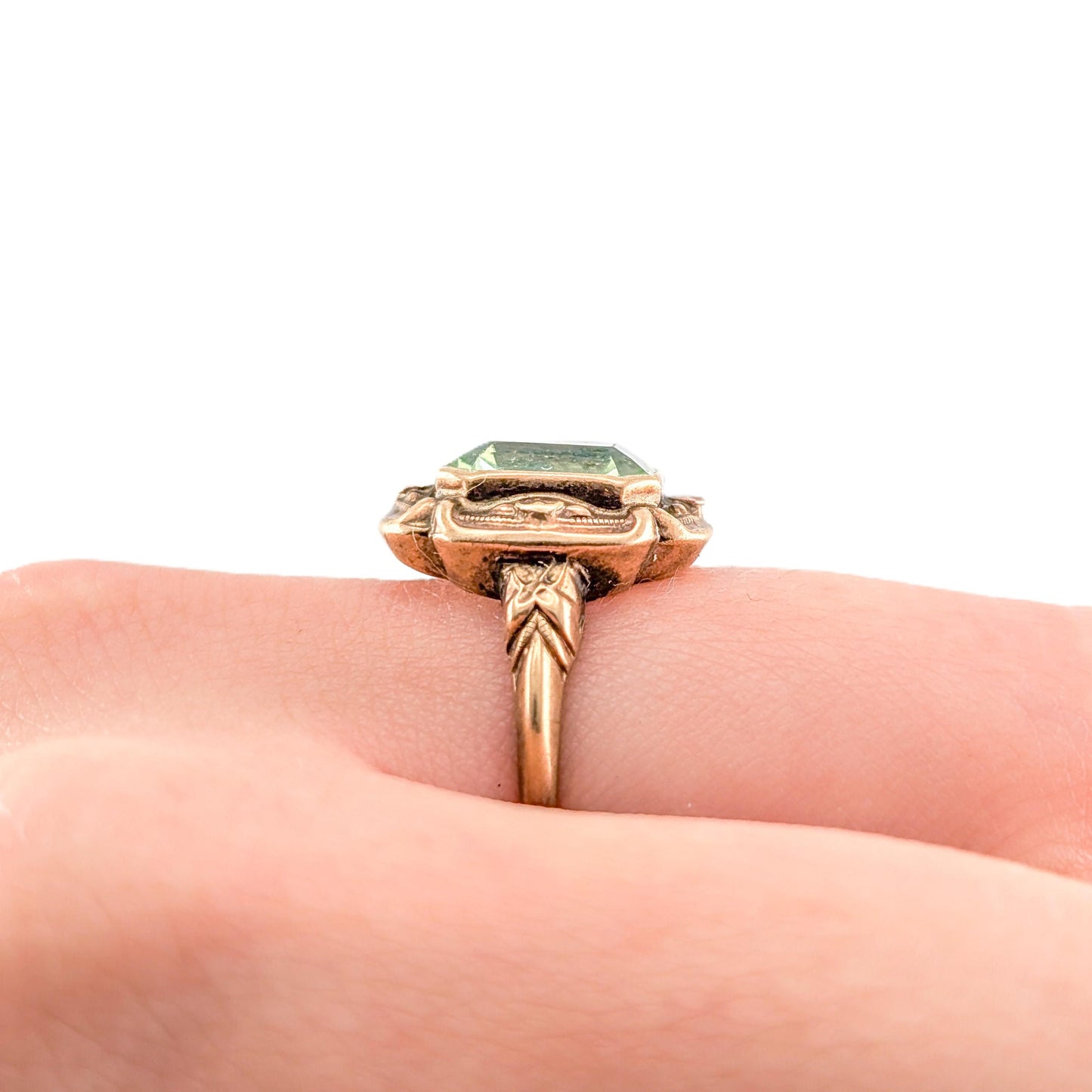 Vintage 10K Gold Synthetic Uranium Spinel Ring, Circa 1950