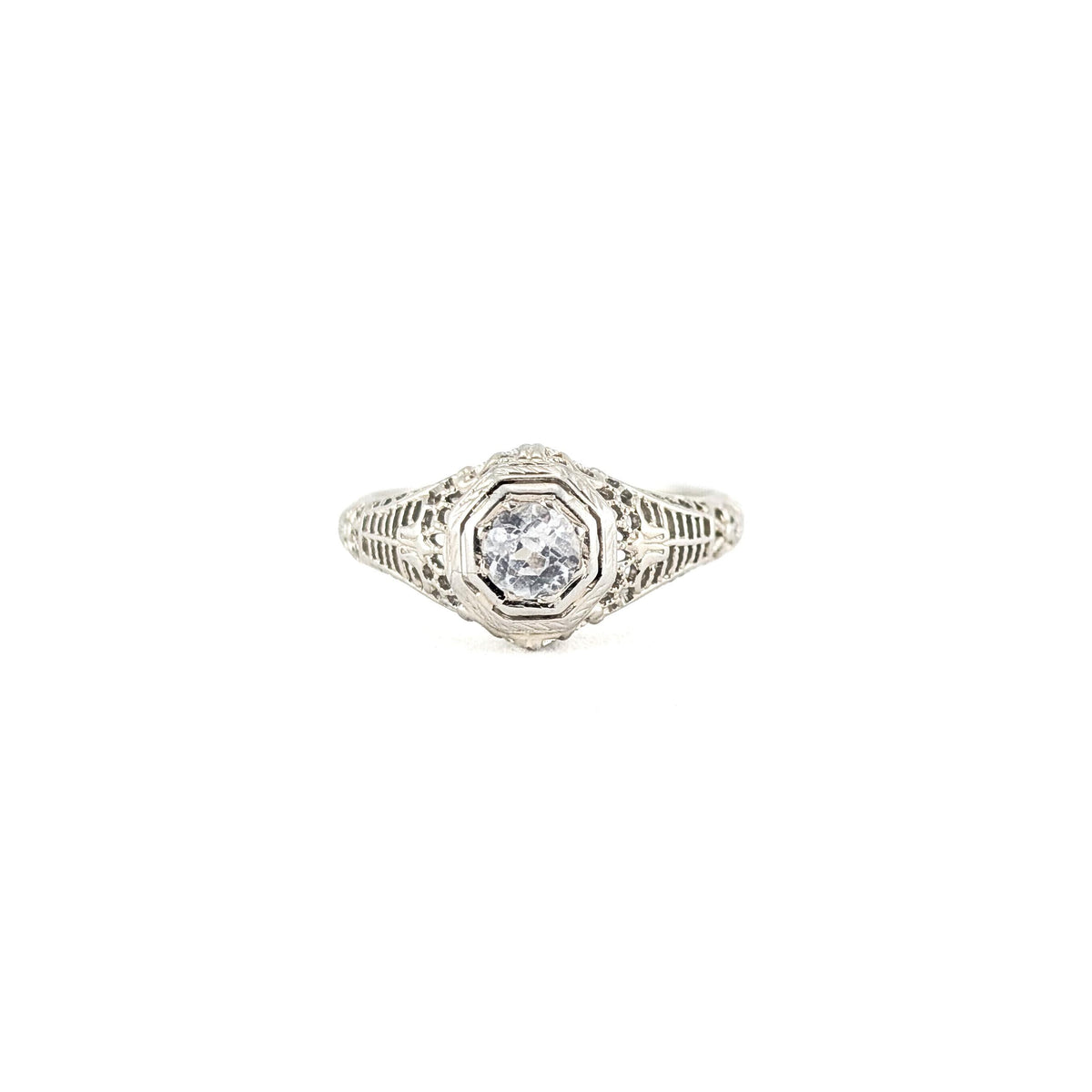 Antique Art Deco 18K White Gold White Sapphire Ring