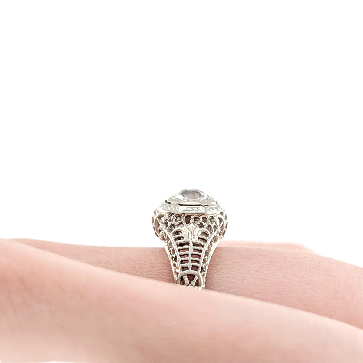Antique Art Deco 18K White Gold White Sapphire Ring