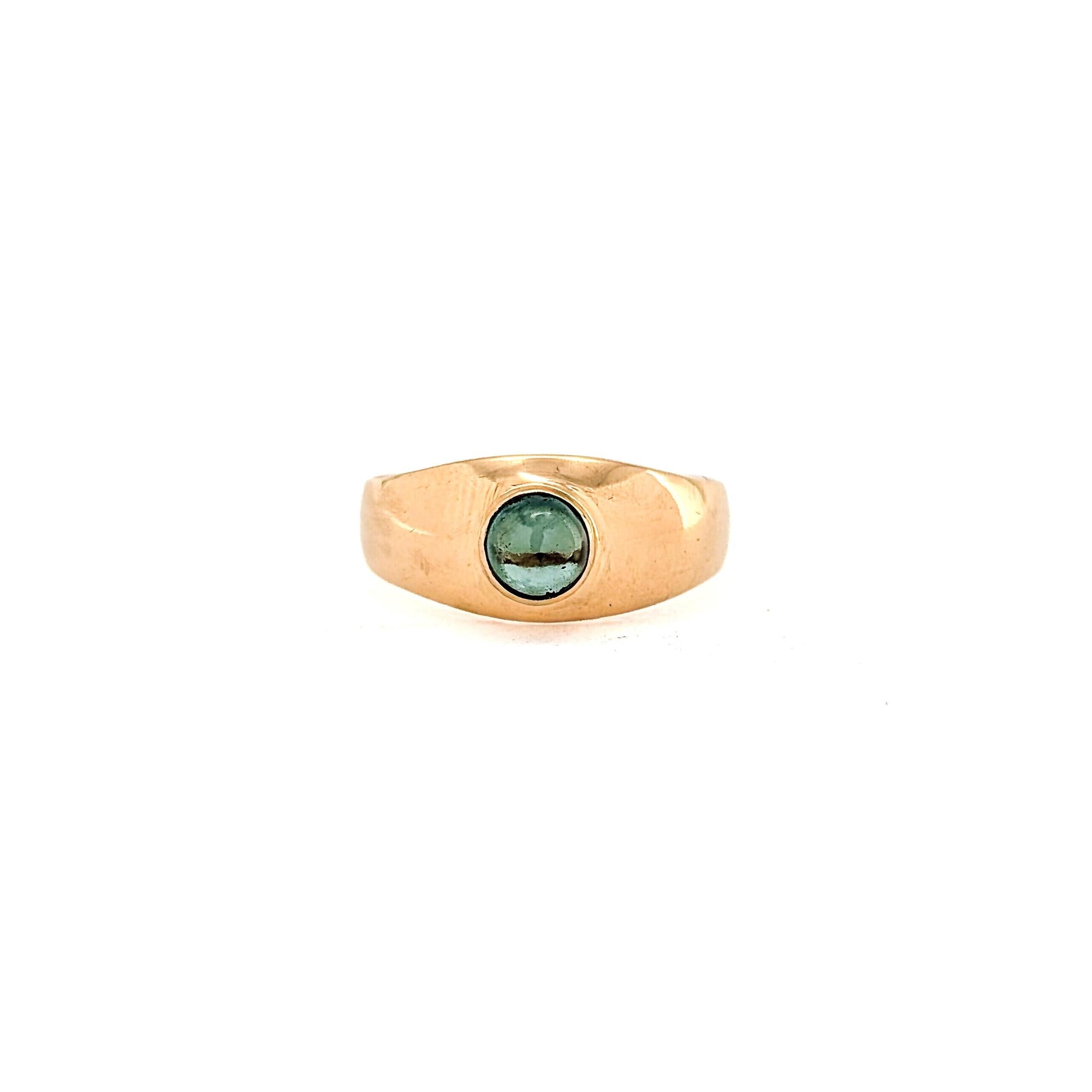 Vintage 18K Gold Green Tourmaline Cabochon Ring
